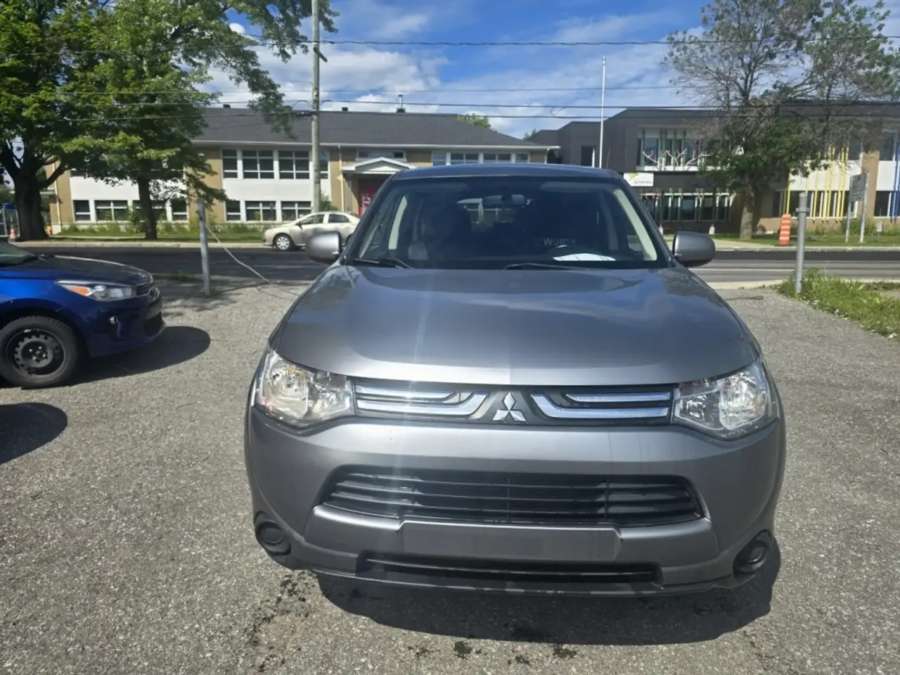 Mitsubishi Outlander снимка Mitsubishi Outlander