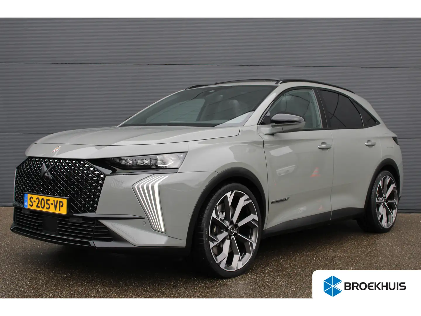 DS Automobiles DS 7 E-Tense 360 4x4 La Première | Origineel NL gelever Gris - 1