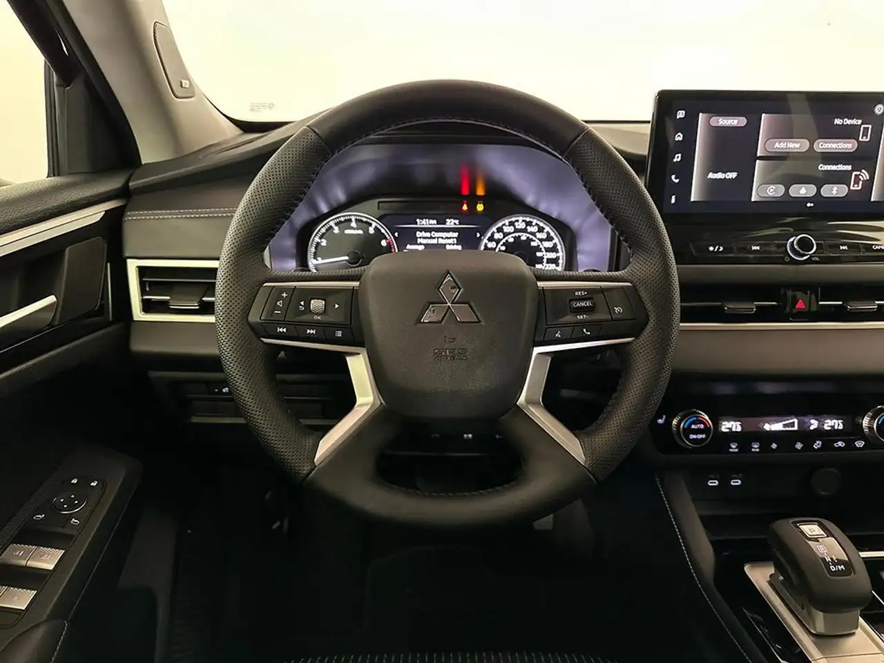 Mitsubishi Outlander снимка Mitsubishi Outlander