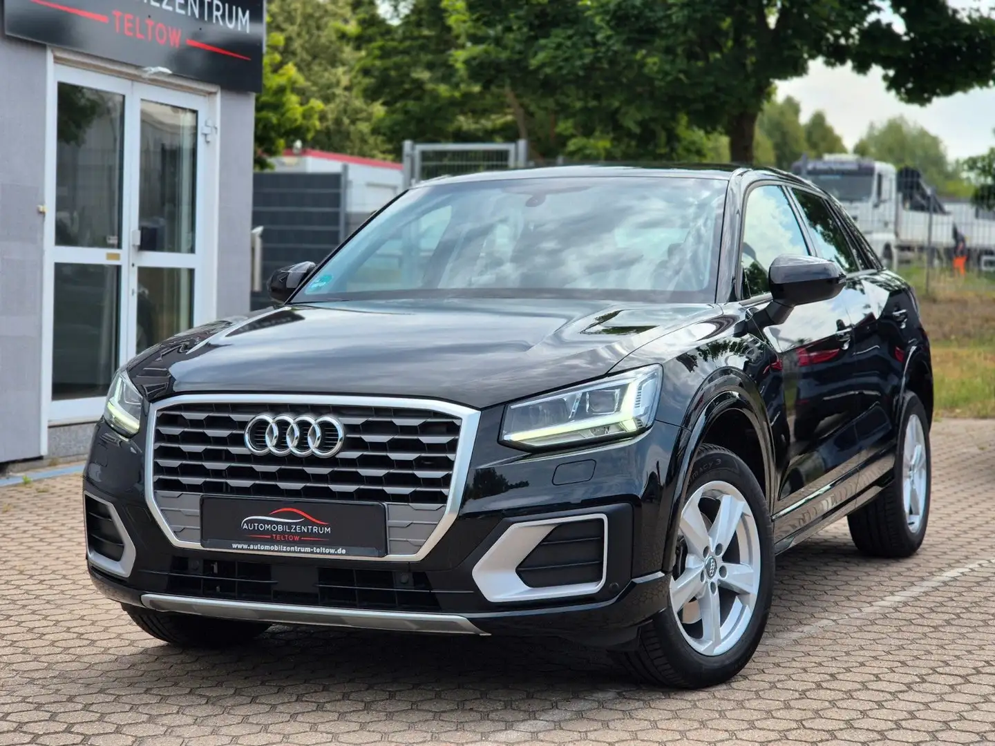 Audi Q2 sport 1.4 TFSI S tronic MMI/Ambiente/LED/SHZ Noir - 1
