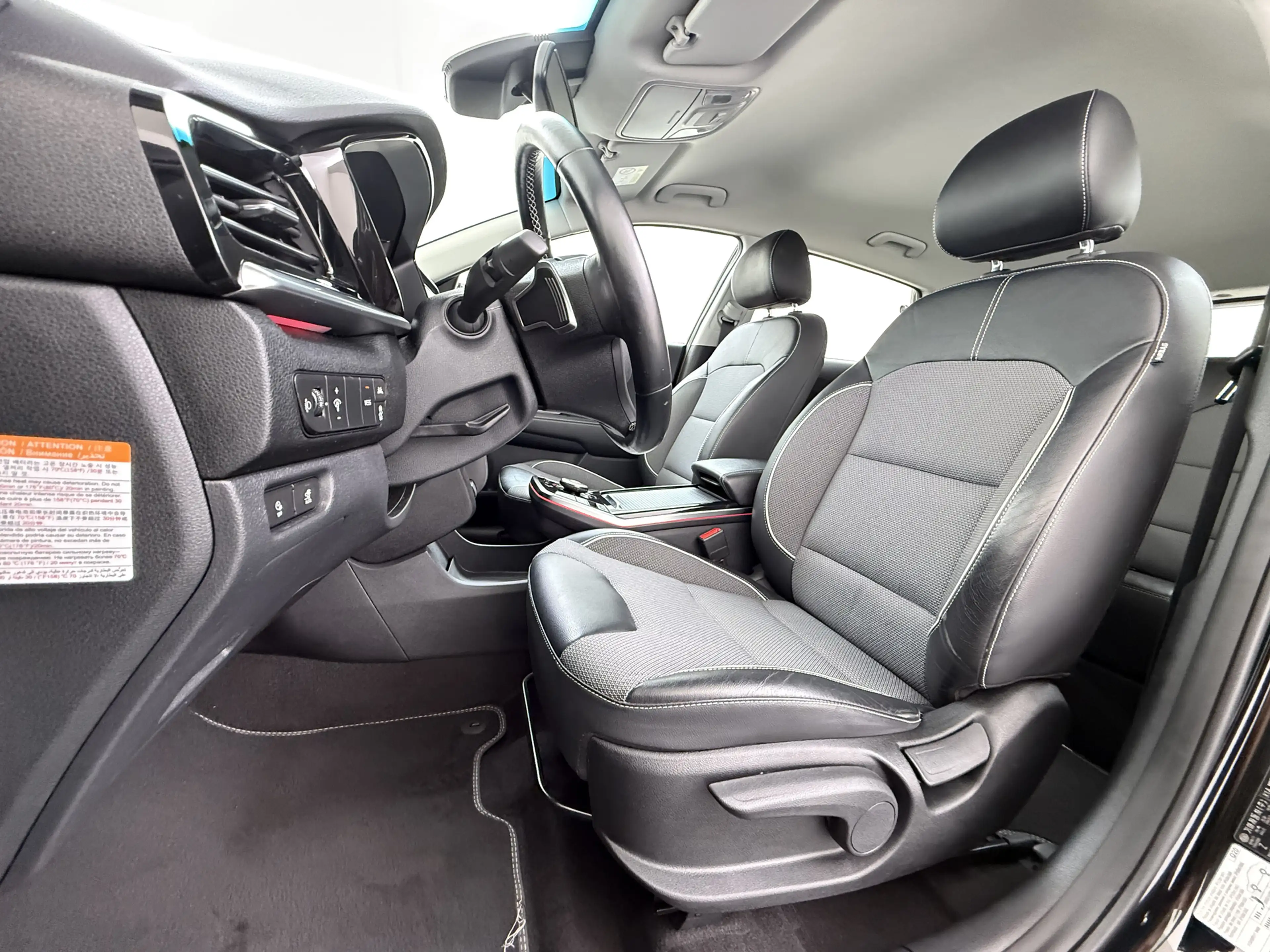 Kia e-Niro DynamicLine 64kWh 204PK Warmtepomp SOH 98% Camera — photo 11