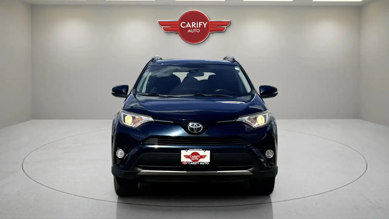 Toyota RAV 4 снимка Toyota RAV 4