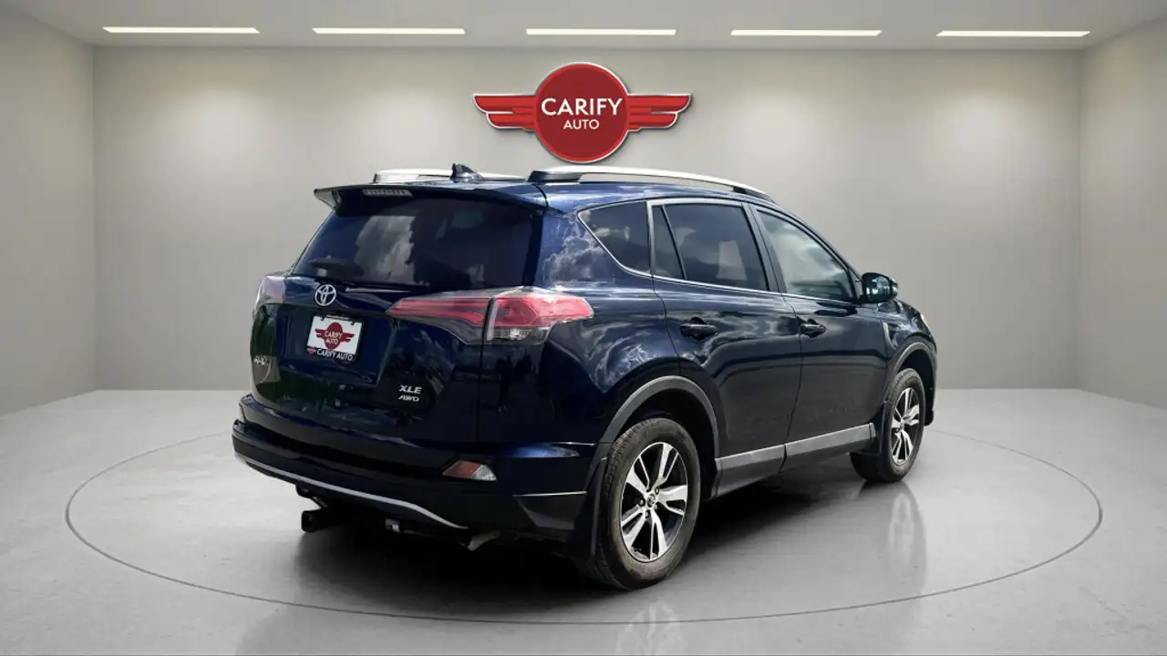 Toyota RAV 4 снимка Toyota RAV 4