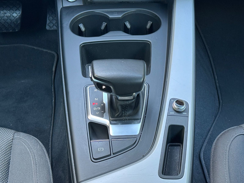 Audi A4 Avant 30 TDI 2.0 TDI DSG 136PS/Navi/LED/Sitzh — photo 10