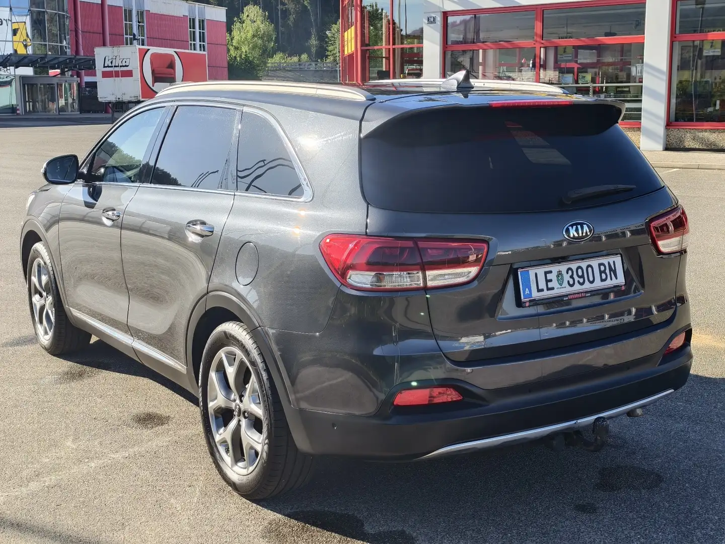 Kia Sorento 2,2 CRDi Platin, AWD, Leder, AHK, Pano Grau - 1