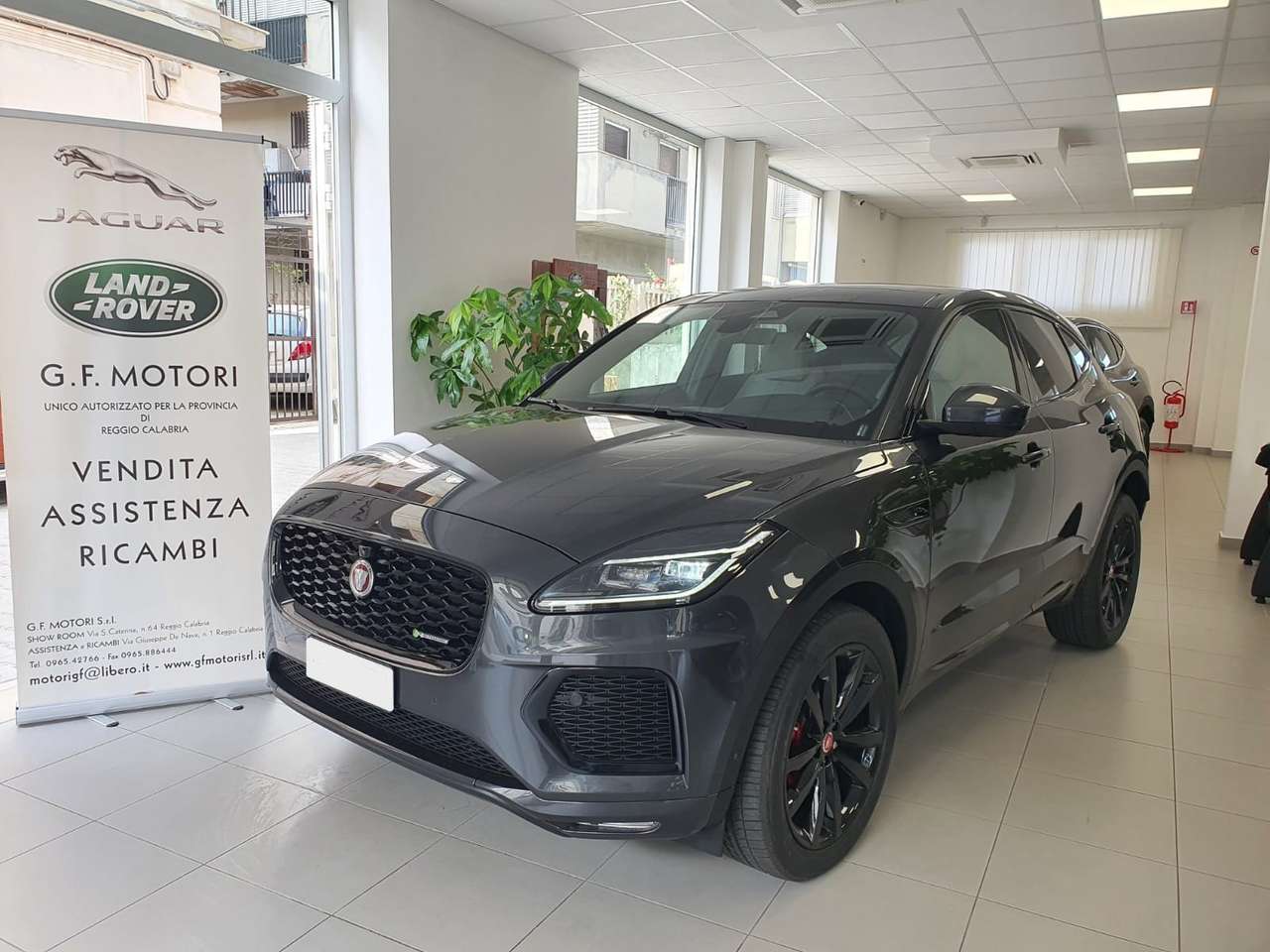 Jaguar E-Pace E-Pace 2.0d i4 mhev R-Dynamic SE awd 163cv auto