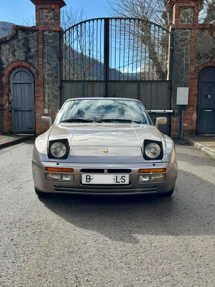 Porsche 944 2.5 Turbo, foto 4