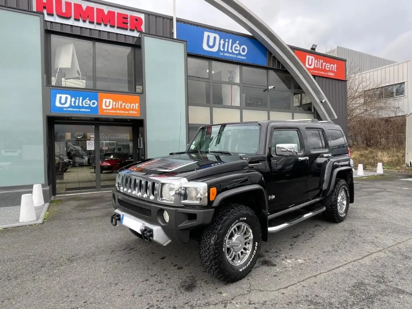 HUMMER H3 v8 5.3 luxury Schwarz - 1