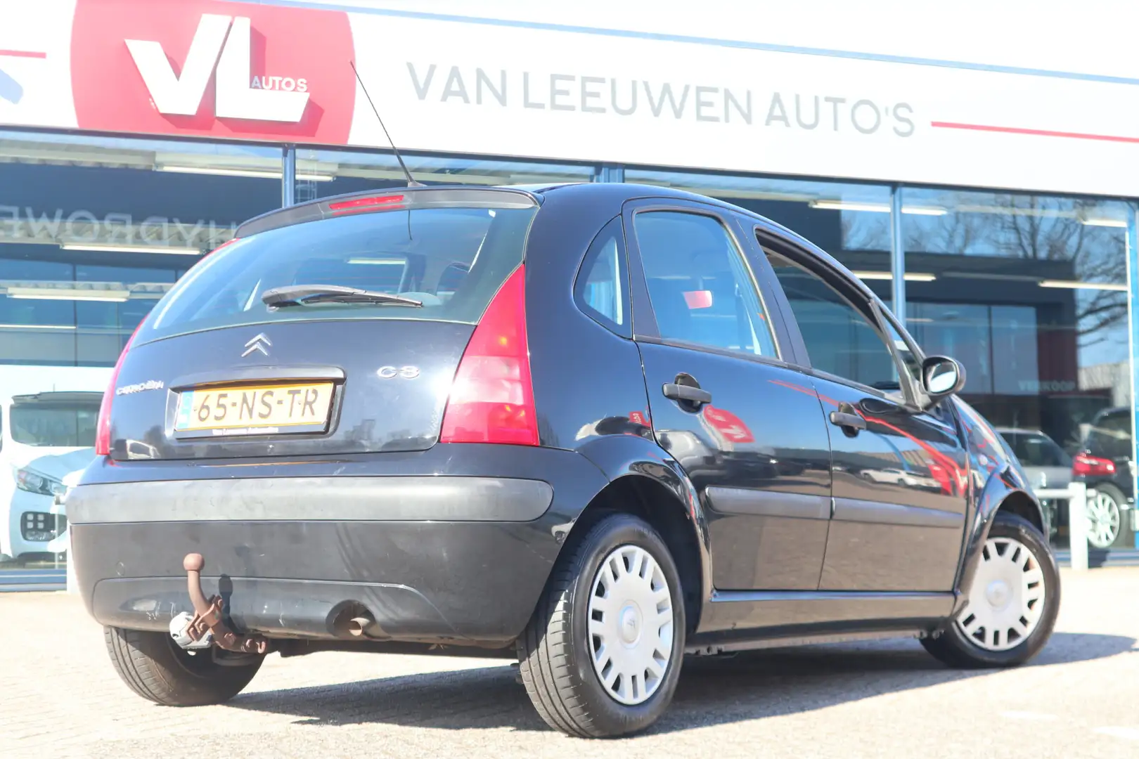 Citroen C3 1.4i Différence | Cruise Control | Airco | Trekhaa Zwart - 2