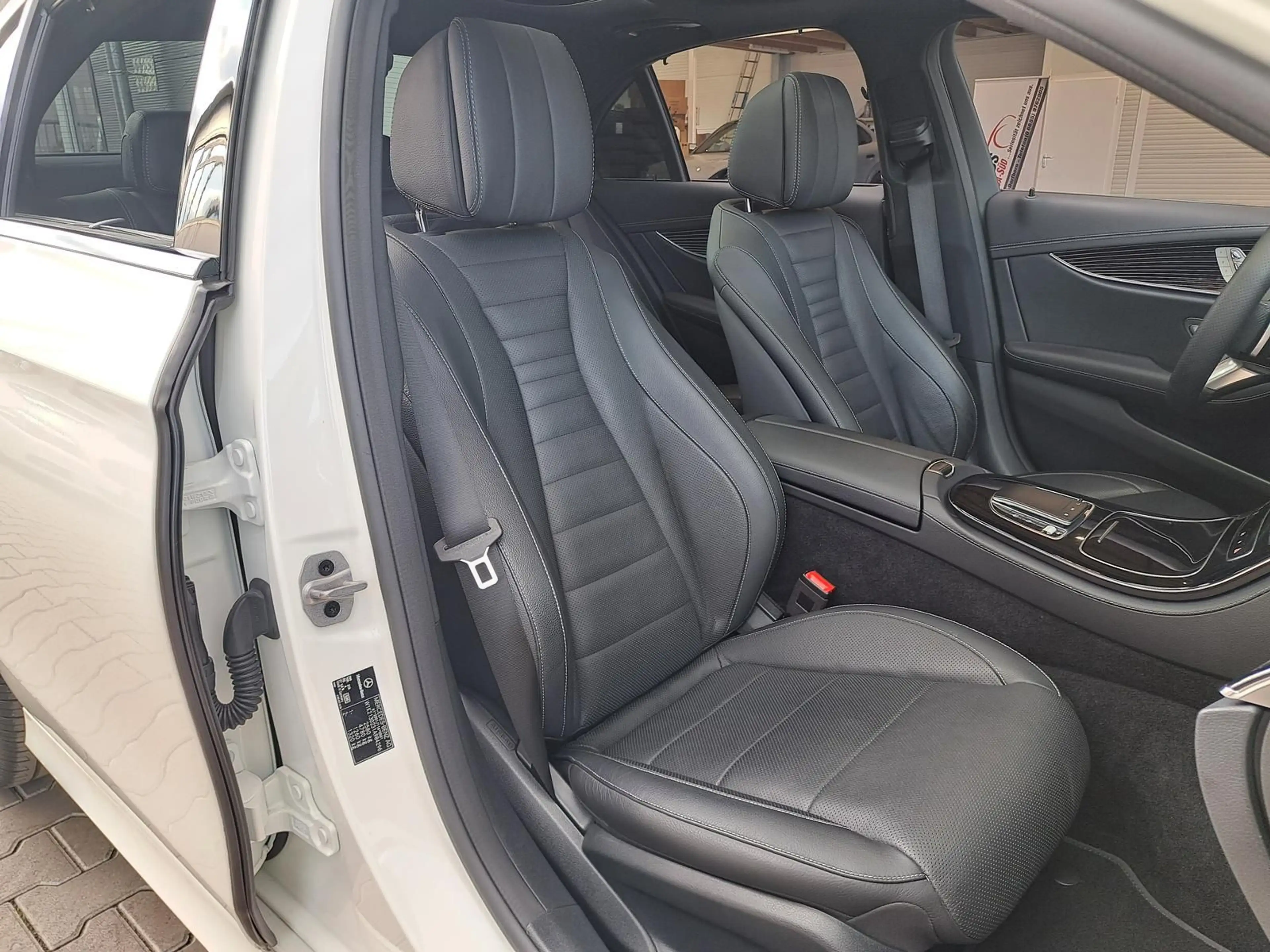 Mercedes-Benz E 400 d 4Matic°AMG Line°Burmester°Multibeam°NP104 — photo 12