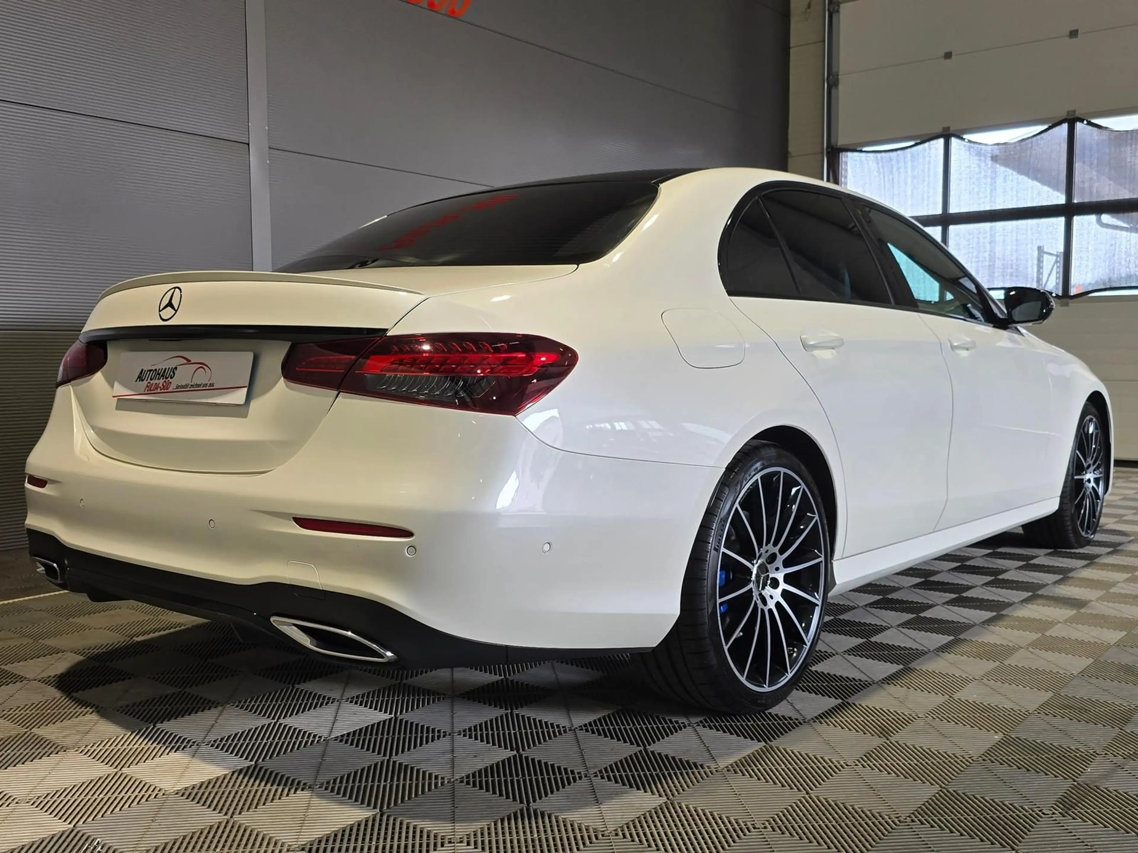 Mercedes-Benz E 400 d 4Matic°AMG Line°Burmester°Multibeam°NP104 — photo 4