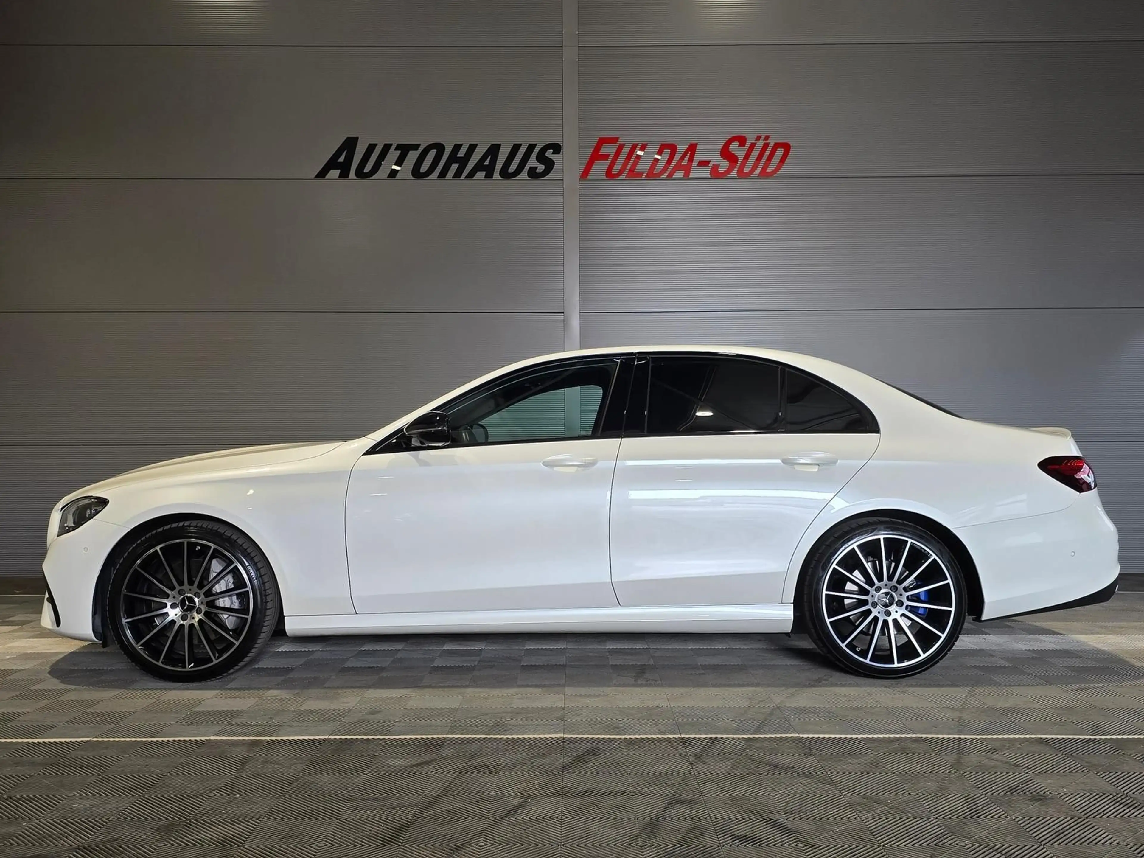 Mercedes-Benz E 400 d 4Matic°AMG Line°Burmester°Multibeam°NP104 — photo 6