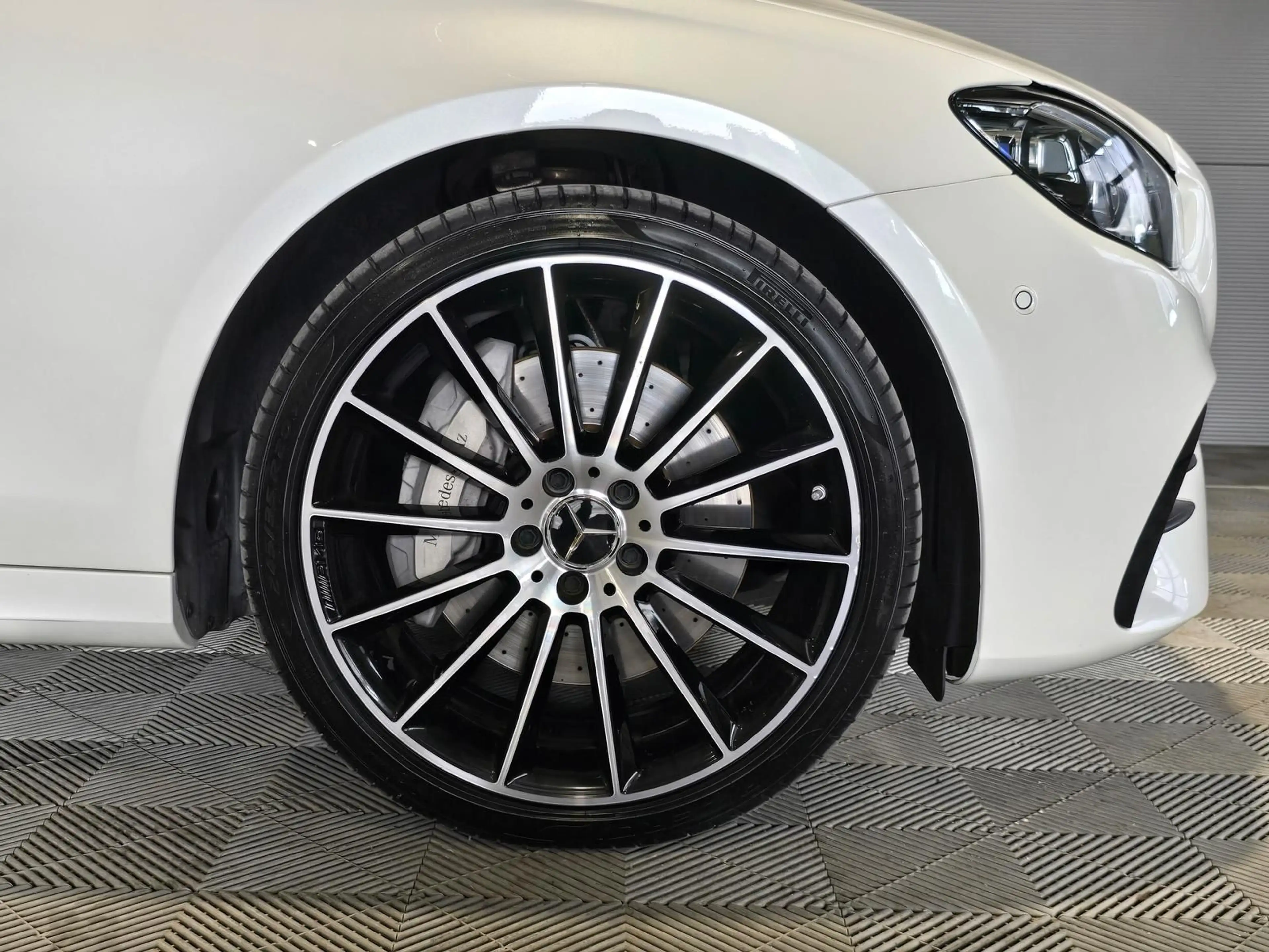 Mercedes-Benz E 400 d 4Matic°AMG Line°Burmester°Multibeam°NP104 — photo 10
