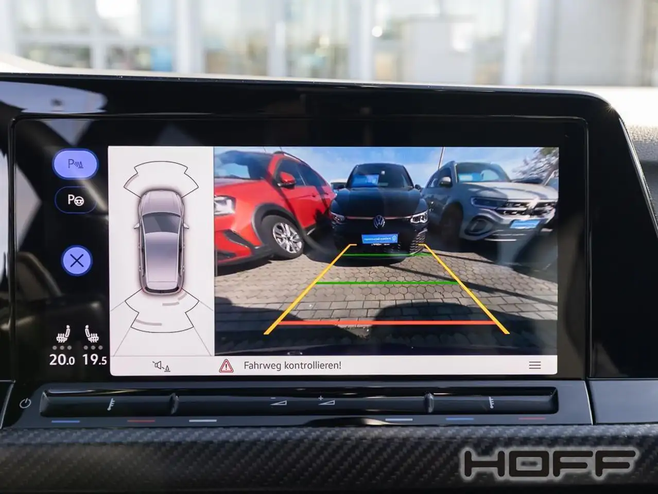 Volkswagen Golf R 20 Years Akrapovic Pano SideAssist Matrix Kamera 8