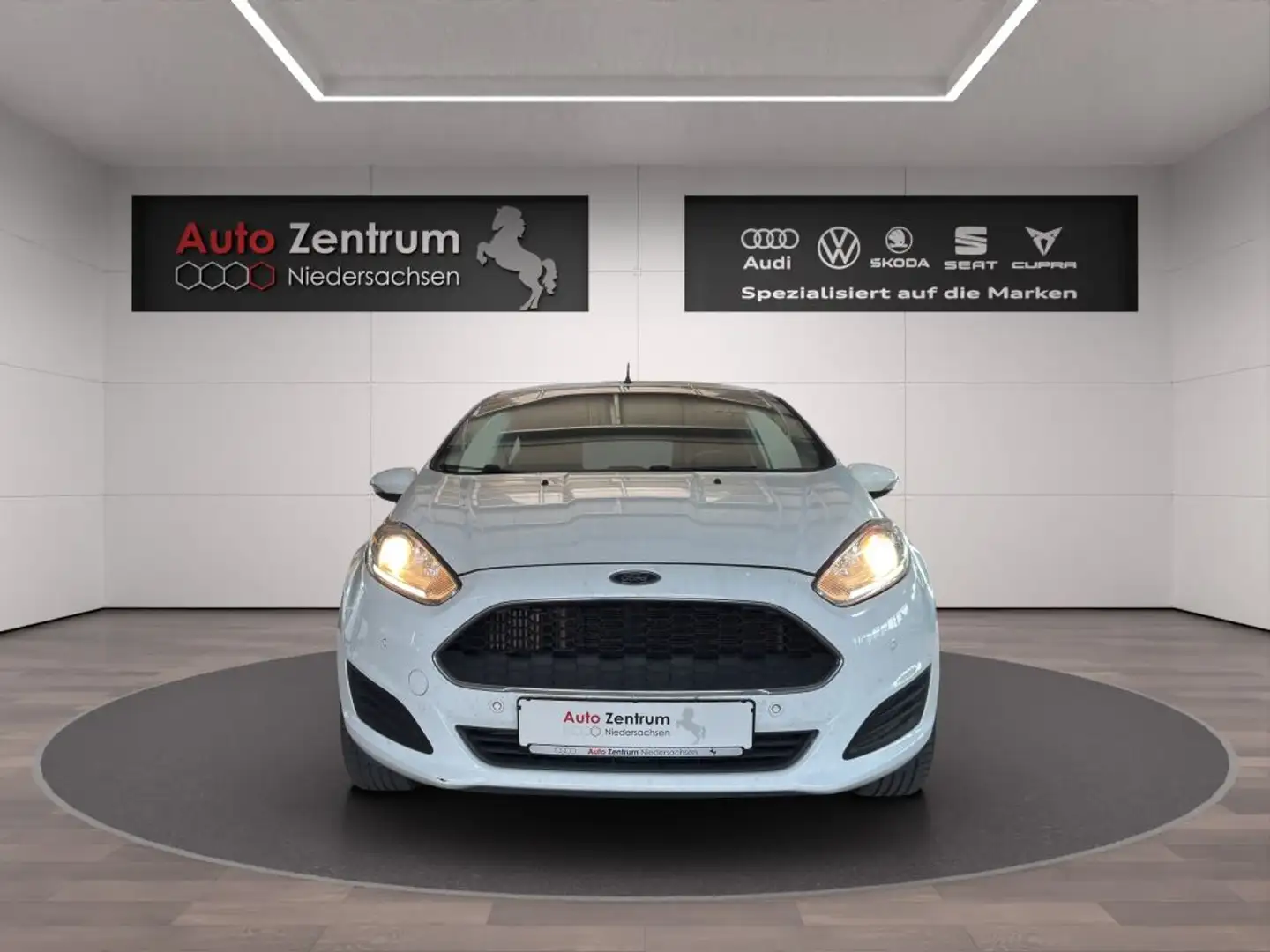 Ford Fiesta 1.5 TDCi Cool & Sound Diesel sparsam NAVI*Bluetoot Blanc - 2