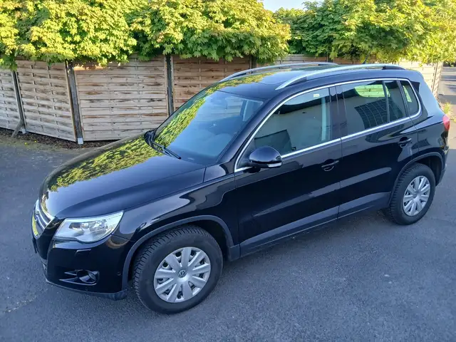 Volkswagen Tiguan Sport*Anhänger*Euro-5*Pano*Allrad*Tüv-1*28