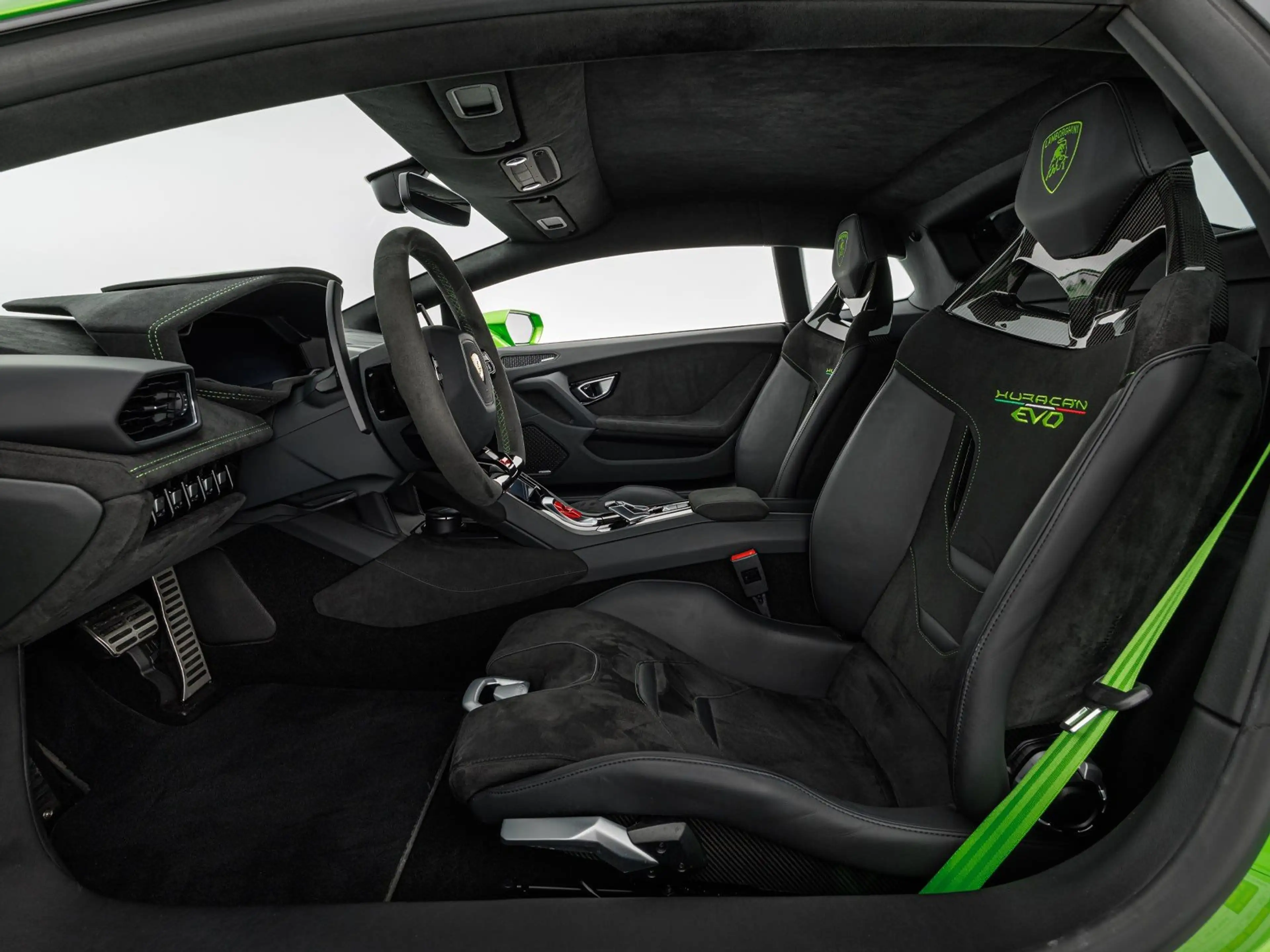 Lamborghini Huracán EVO — photo 9
