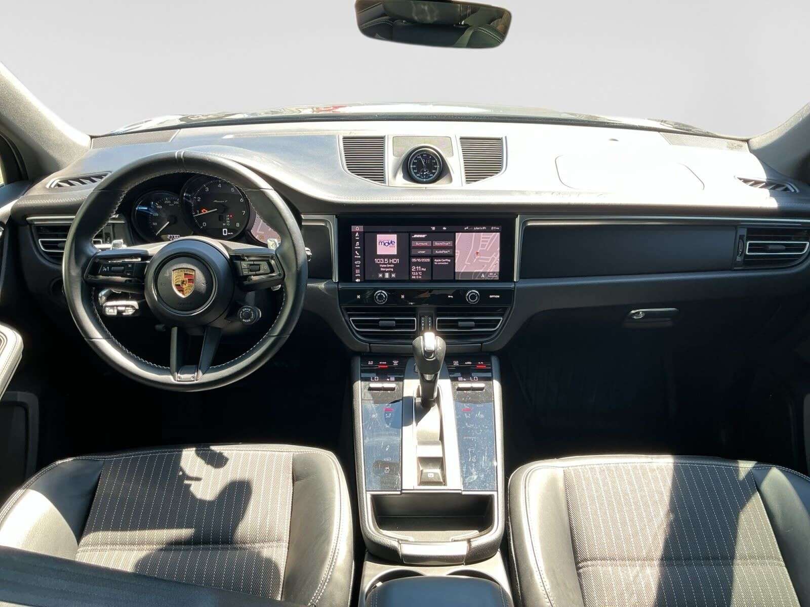 2024 Porsche Macan T TRIM | NO ACCIDENTS | LOW KM'S thumb 17