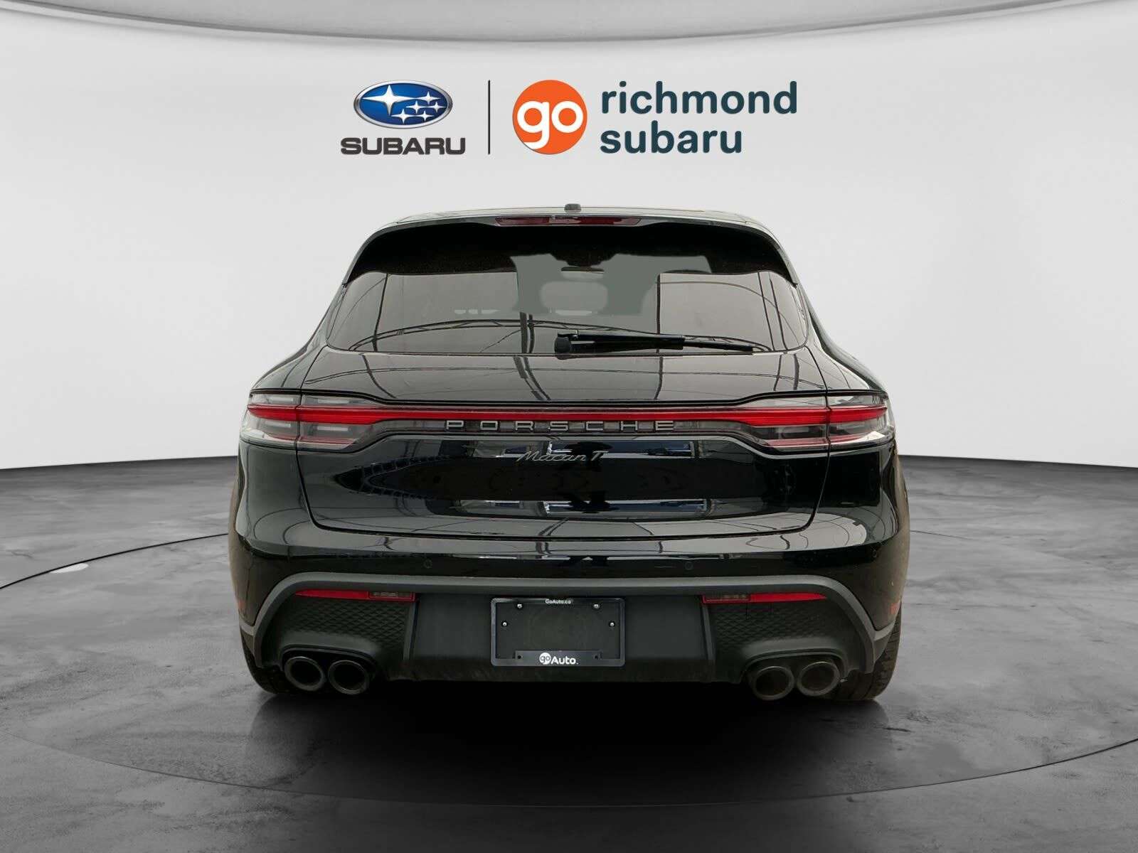 2024 Porsche Macan T TRIM | NO ACCIDENTS | LOW KM'S thumb 6
