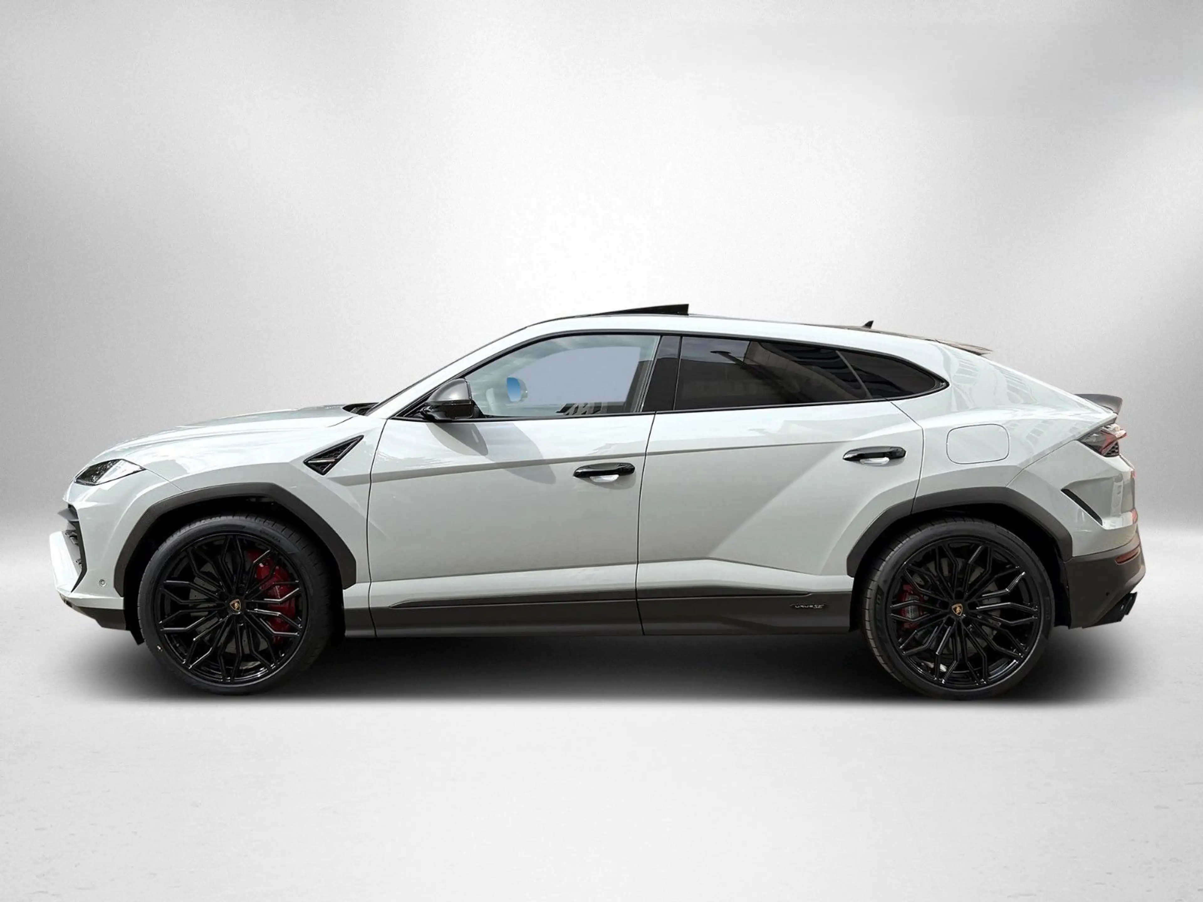 Lamborghini Urus SE M26 Carbon Matt inside&outside NightVisi — photo 10