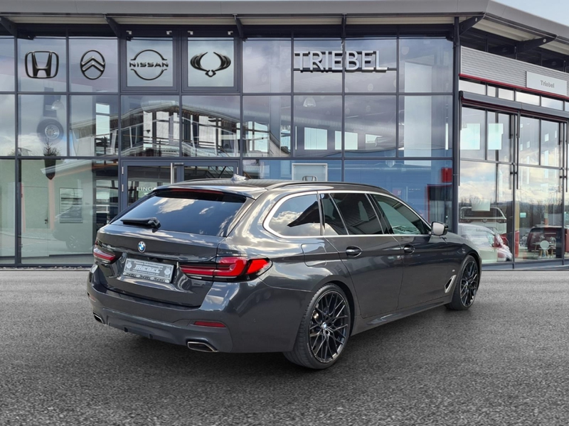 BMW 540 M Sport d Mild-Hybrid 3.0 xDrive Touring Park-Assi — photo 5
