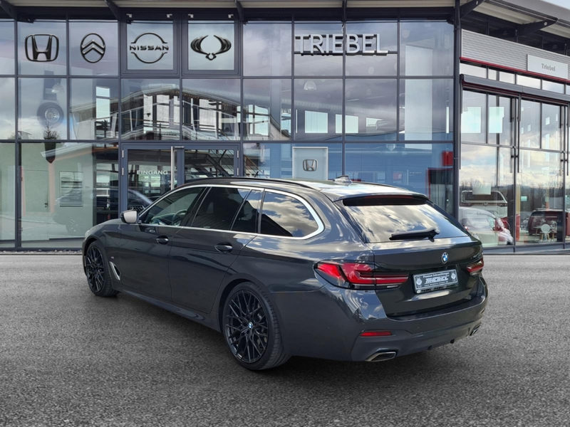 BMW 540 M Sport d Mild-Hybrid 3.0 xDrive Touring Park-Assi — photo 4