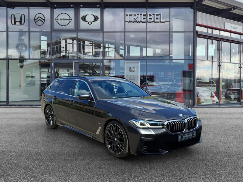 BMW 540 M Sport d Mild-Hybrid 3.0 xDrive Touring Park-Assi — photo 2