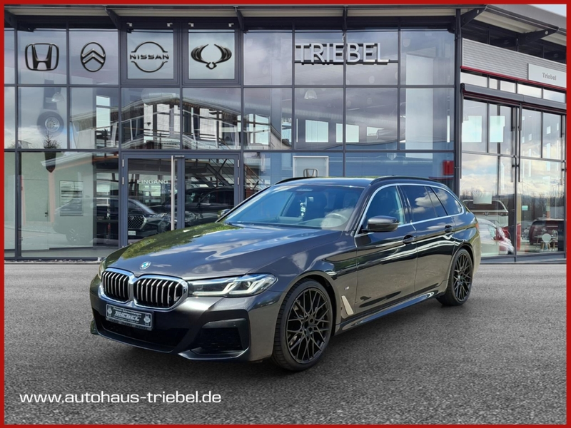 BMW 540 M Sport d Mild-Hybrid 3.0 xDrive Touring Park-Assi