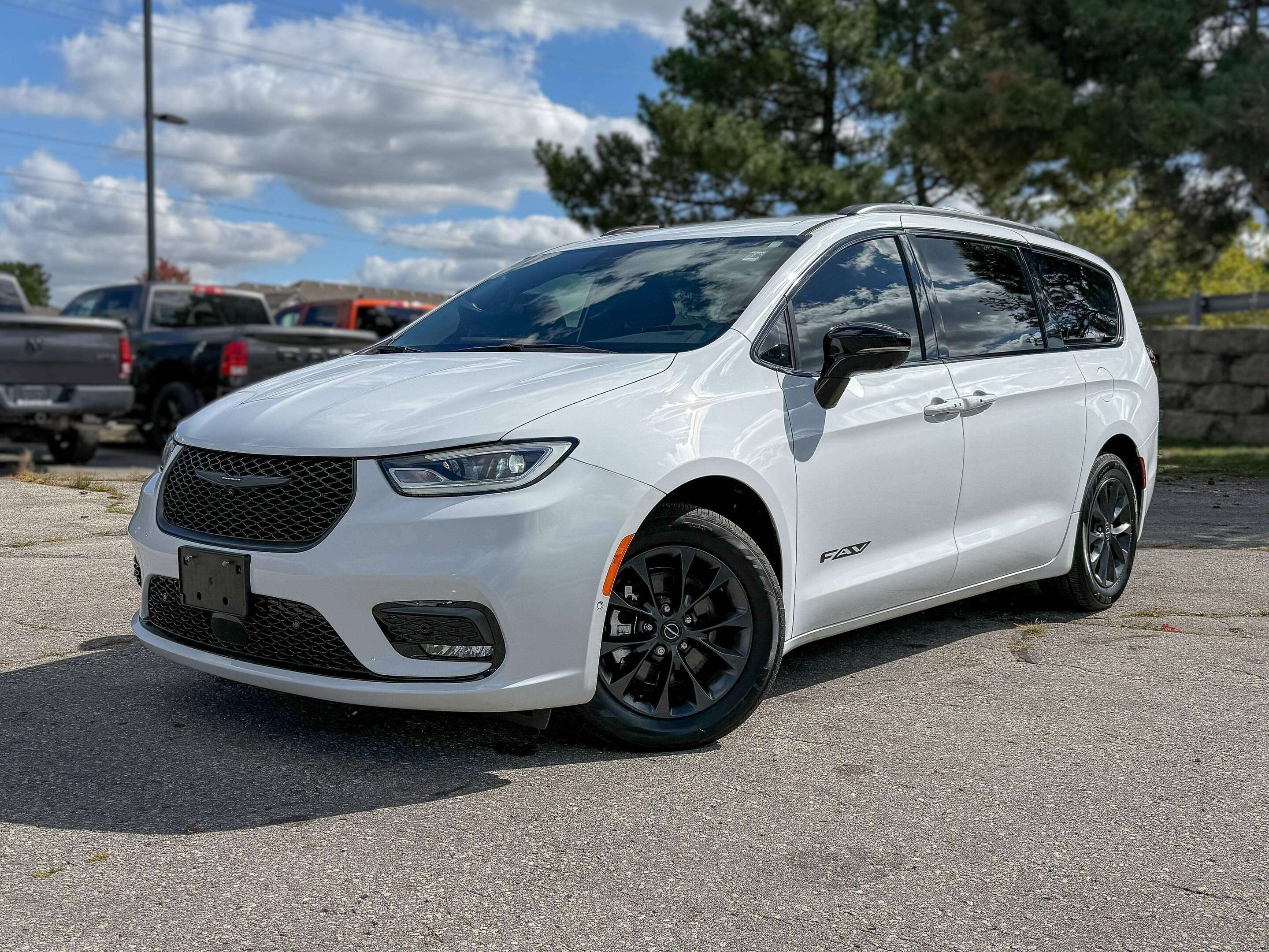 2025 Chrysler Pacifica