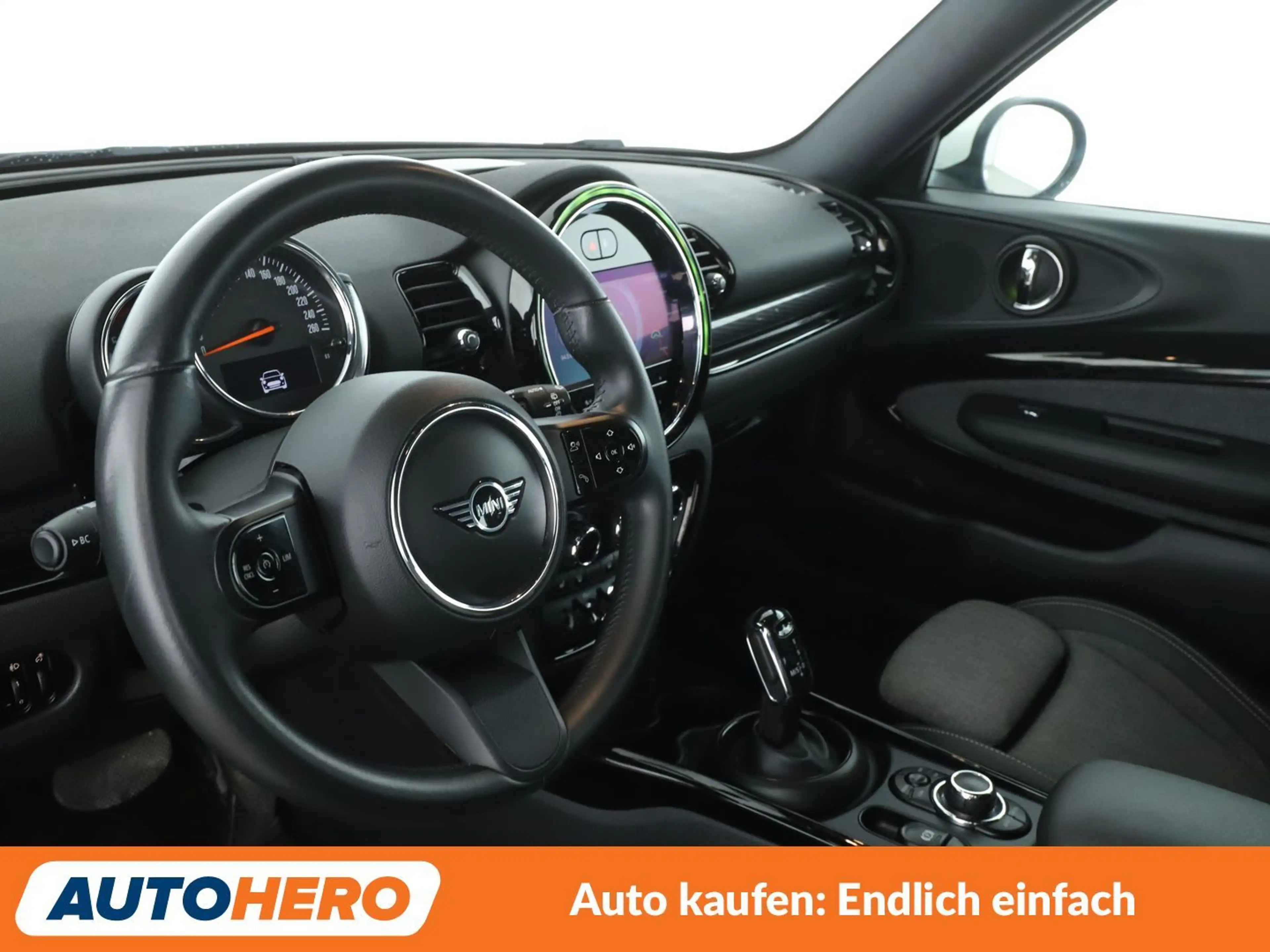 MINI Cooper D Clubman Cooper D Classic Trim Aut.*NAVI*LED*TEMPO*PDC* — photo 11