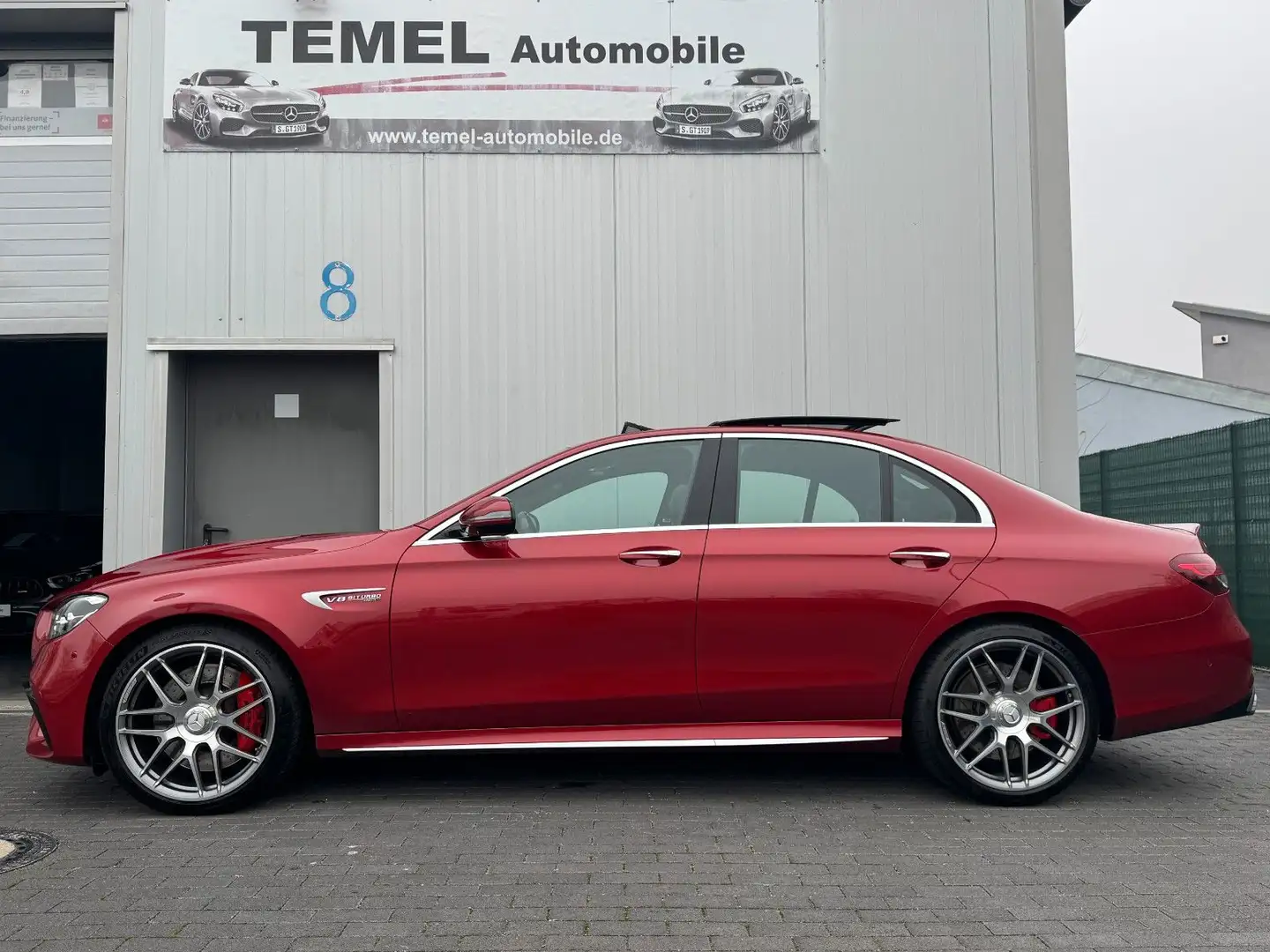 Mercedes-Benz E 63 AMG E 63 S AMG 4Matic PANO WIDESCREEN Rouge - 2