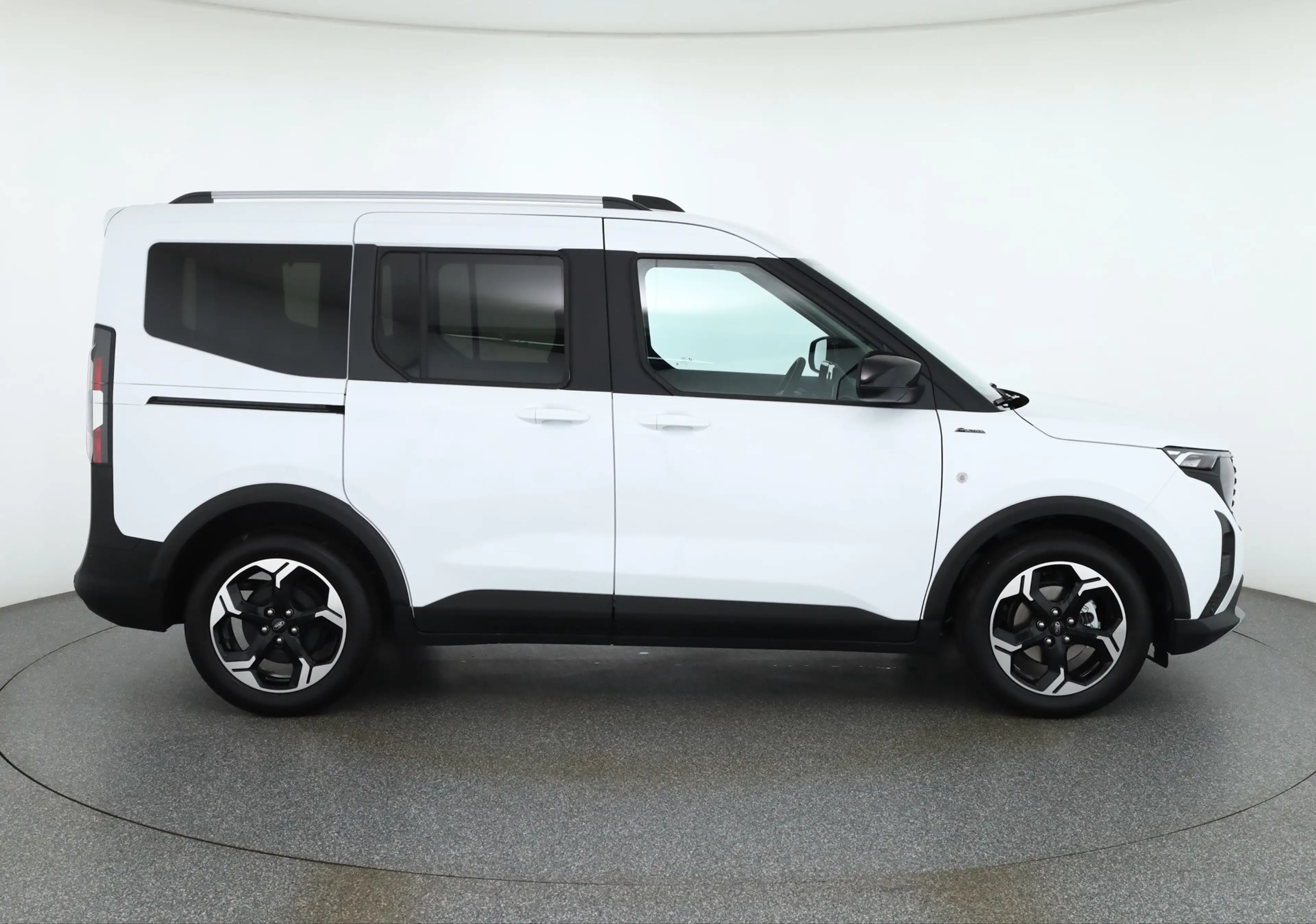 Ford Tourneo Courier Active 1.0 EB Aut. Navi Kamera AHK — photo 6