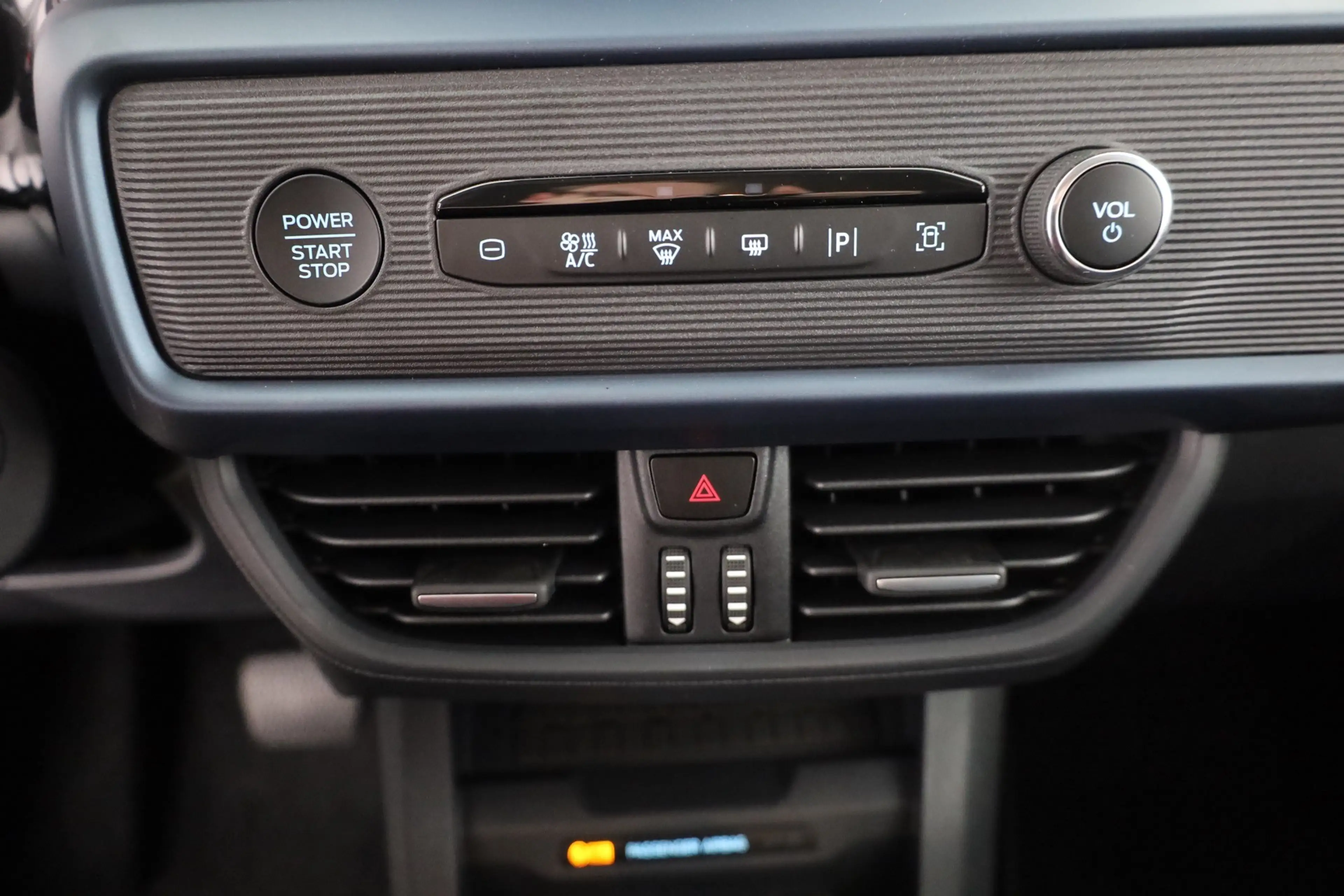 Ford Tourneo Courier Active 1.0 EB Aut. Navi Kamera AHK — photo 12