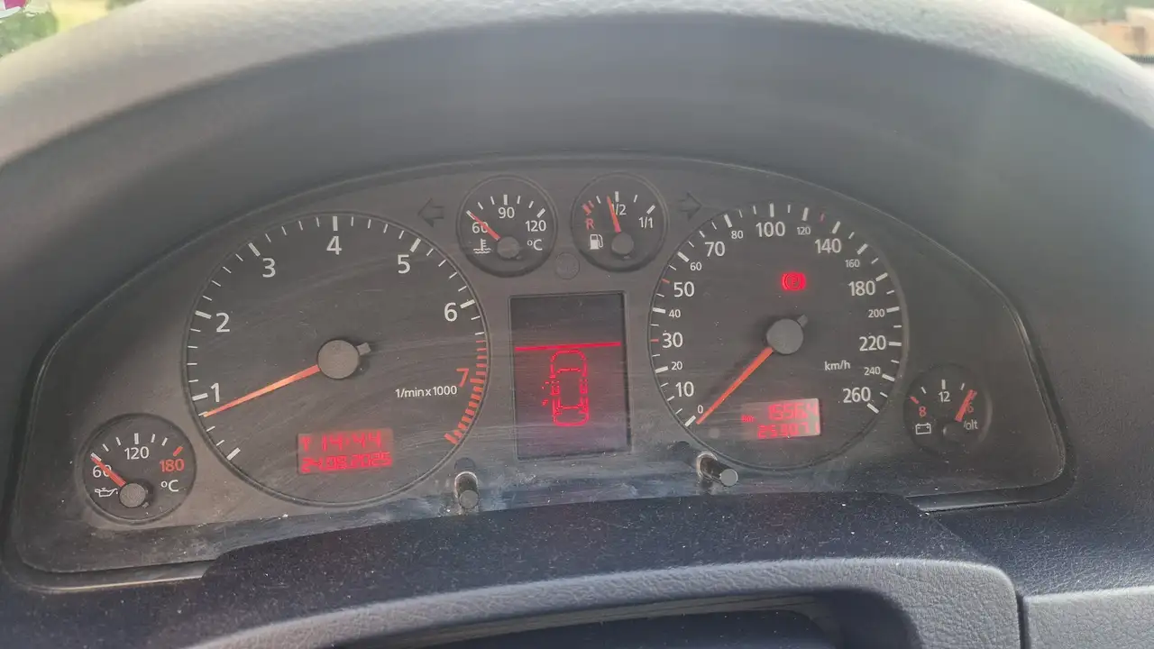 Audi A6 2.4 quattro, foto 10