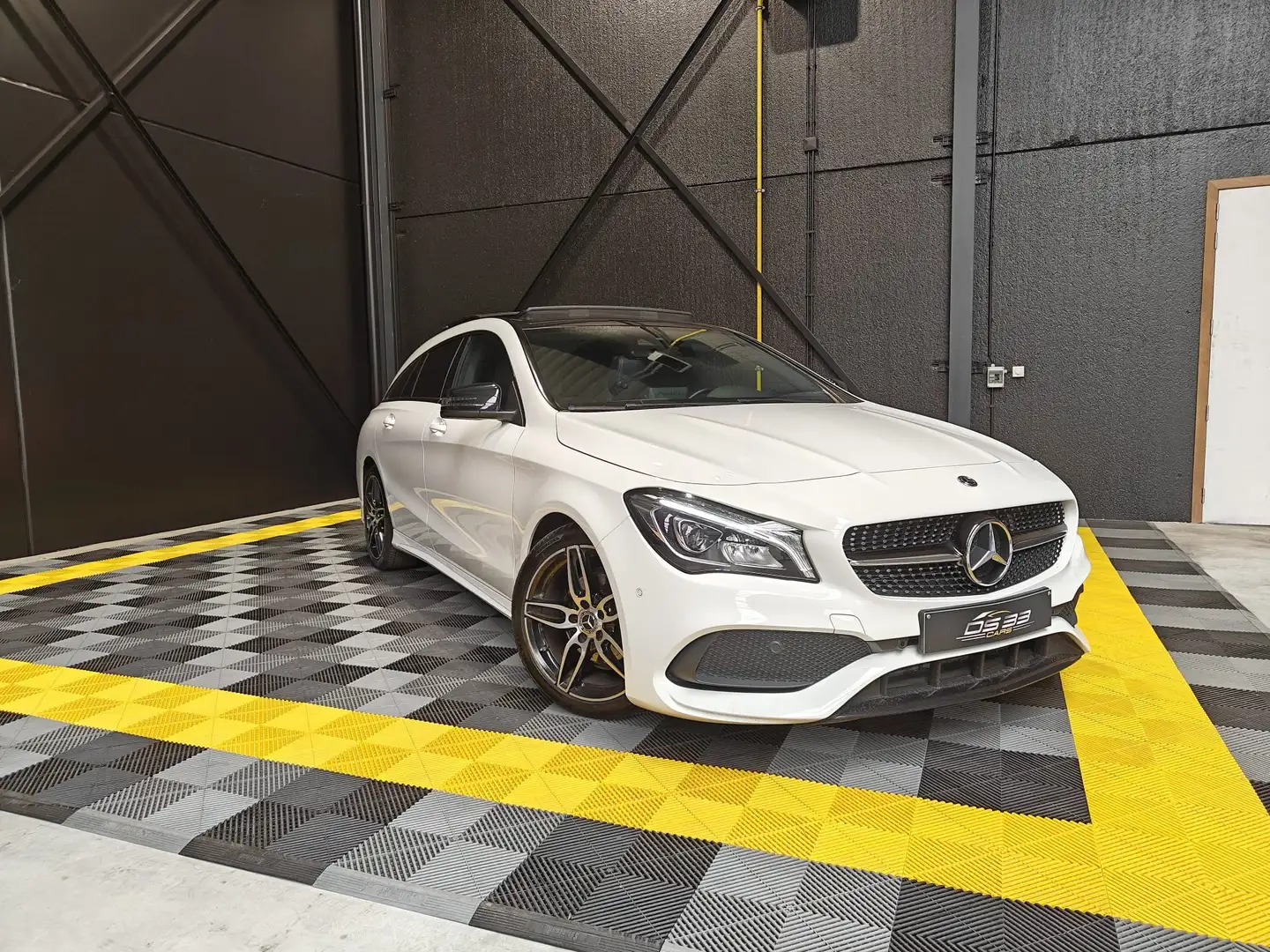 Mercedes-Benz CLA 180 CLA 180 AMG+Night/Pano/LED/Ambi/Cam/Memory/Full!! Wit - 1