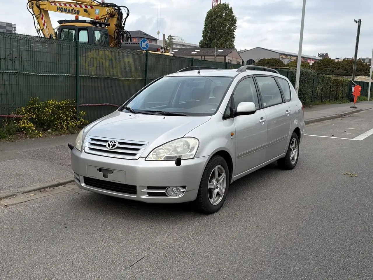 Toyota Avensis Verso