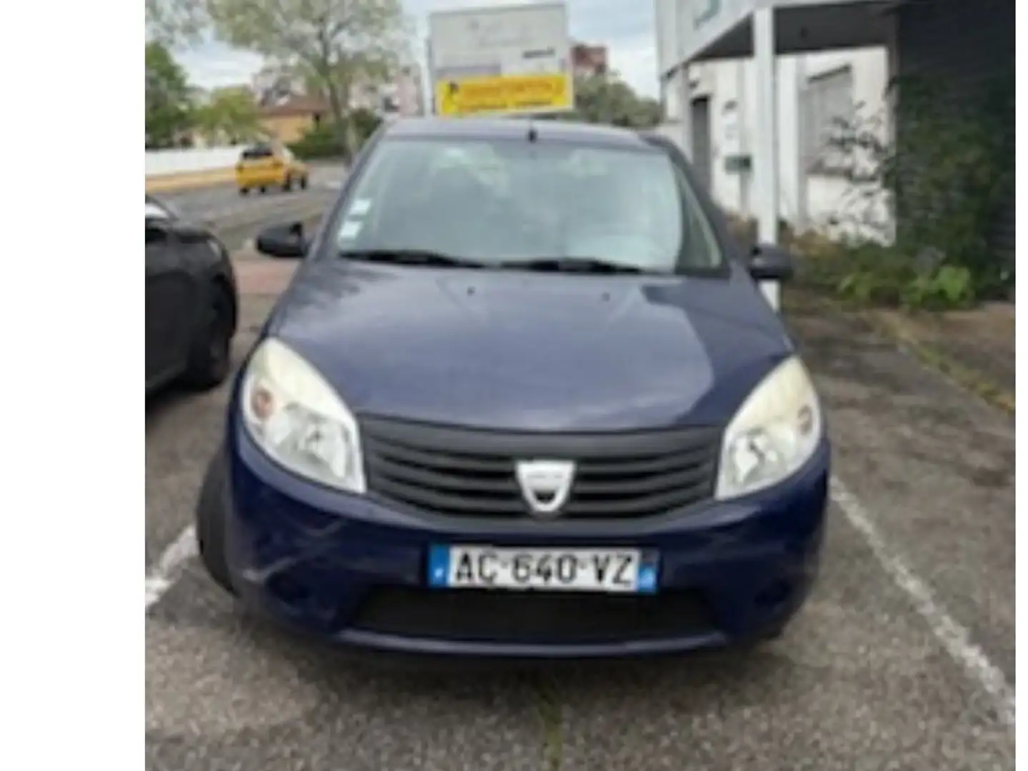 Dacia Sandero Sandero 1.4 MPI 75 Ambiance Bleu - 1