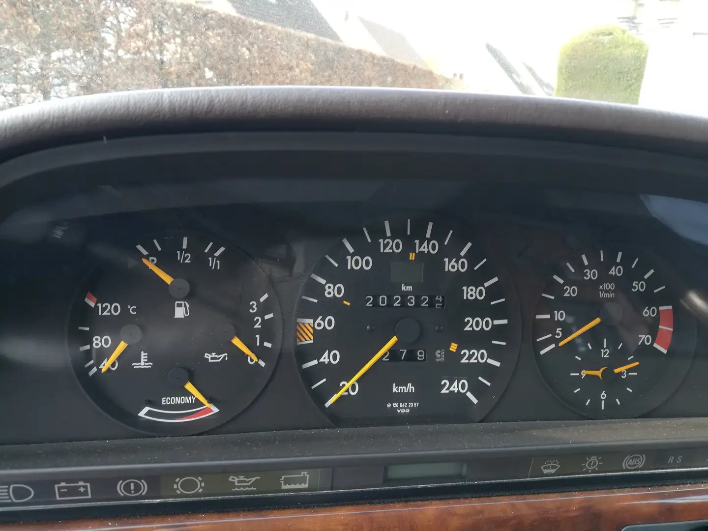 Mercedes-Benz 500 500 SEC Коричневий - 2