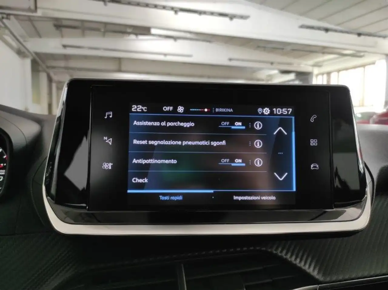 Peugeot 208 2ª serie - 208 PureTech 75 Stop&Start 5 porte Acti 17