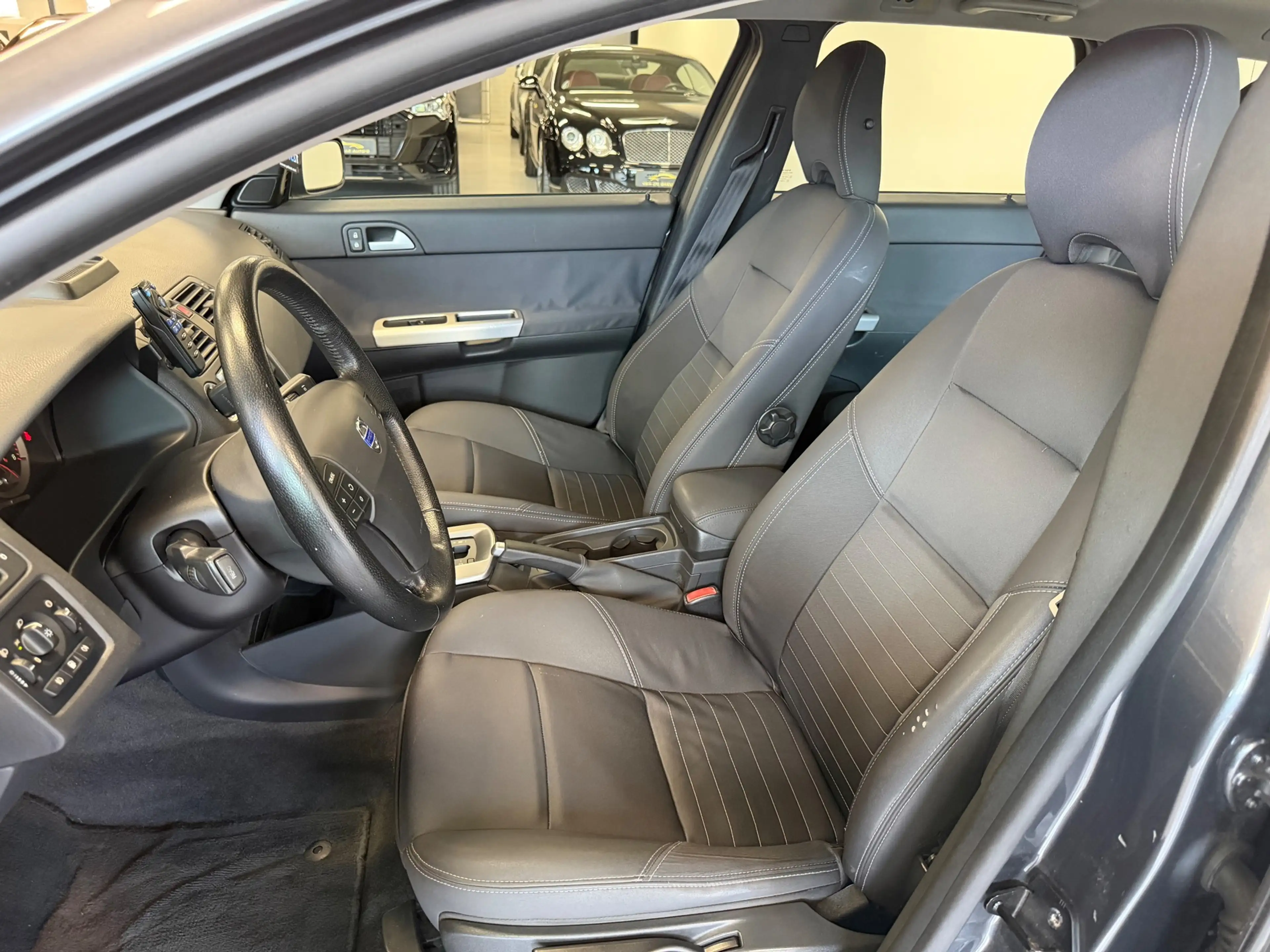 Volvo V50 2.4 Edition II AUTOMAAT/NAP/CLIMA/CRUISE/NAVI/TREK — photo 13