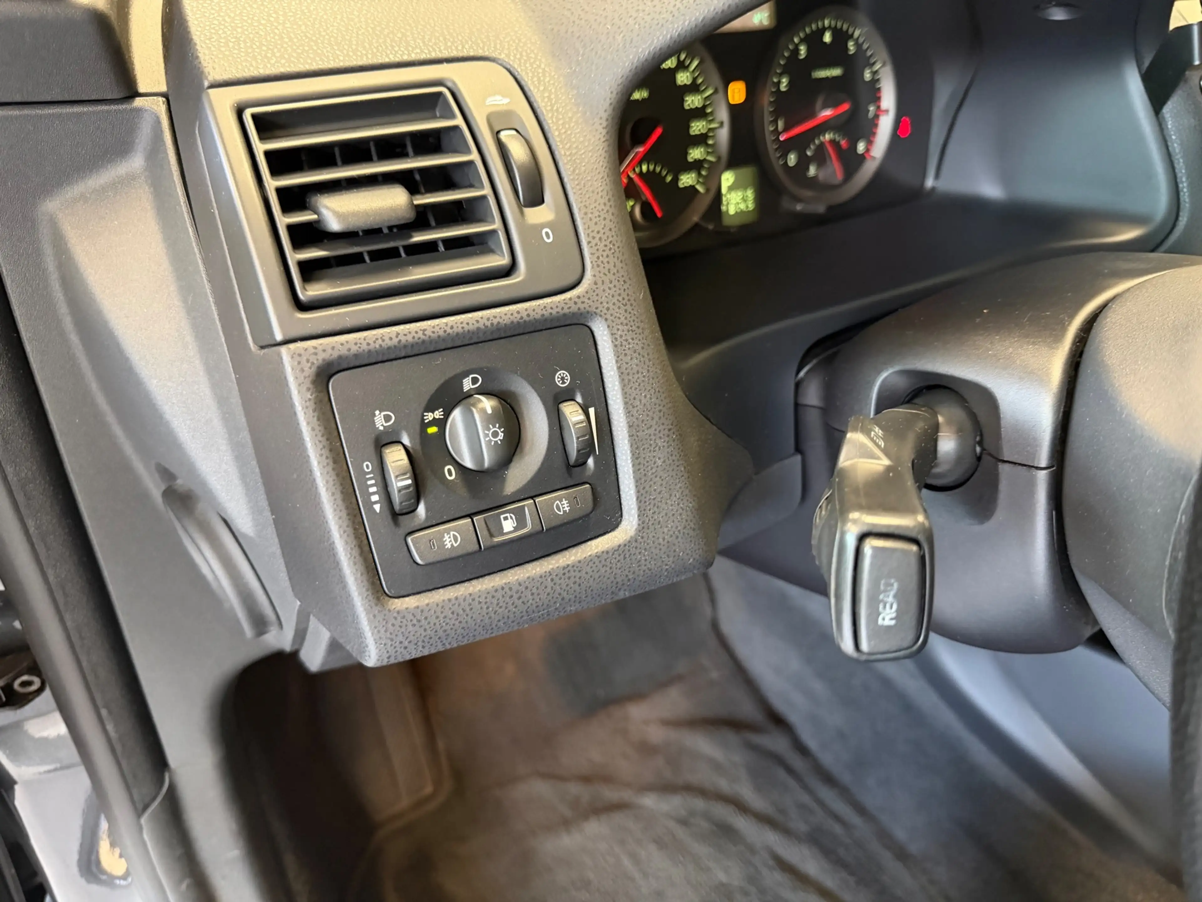 Volvo V50 2.4 Edition II AUTOMAAT/NAP/CLIMA/CRUISE/NAVI/TREK — photo 25