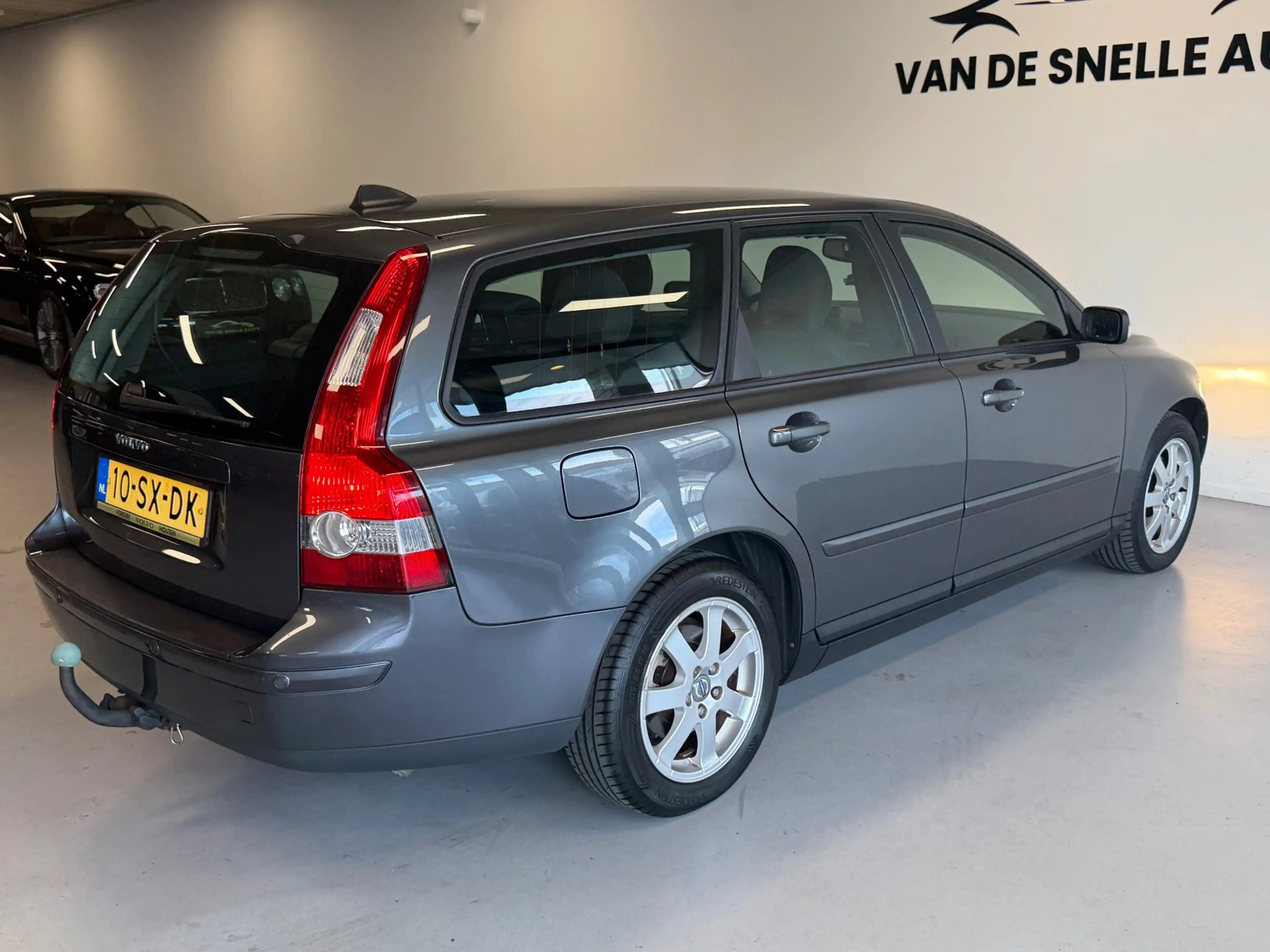 Volvo V50 2.4 Edition II AUTOMAAT/NAP/CLIMA/CRUISE/NAVI/TREK — photo 8