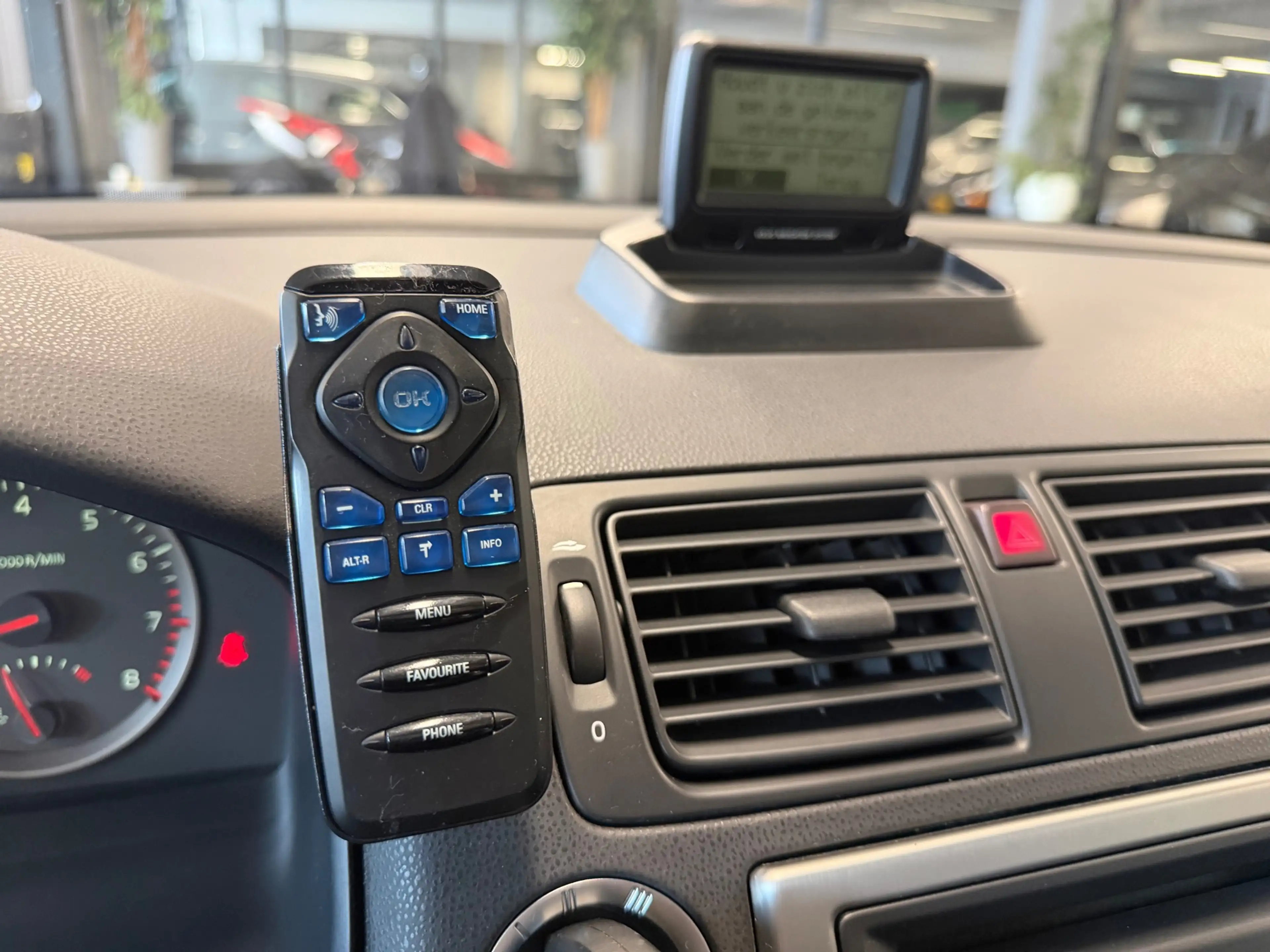 Volvo V50 2.4 Edition II AUTOMAAT/NAP/CLIMA/CRUISE/NAVI/TREK — photo 23