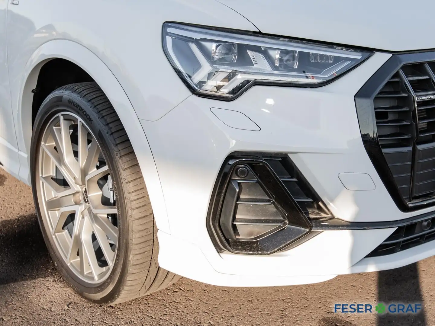 Audi Q3 40 TDI qu.S-line Stronic,Matrix,Pano,SONOS Weiß - 2