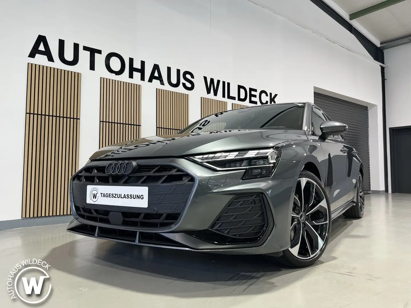 Audi A3 A3 Sportback S line 35TFSI ACC Mat Pano RFK Sono Gris - 2