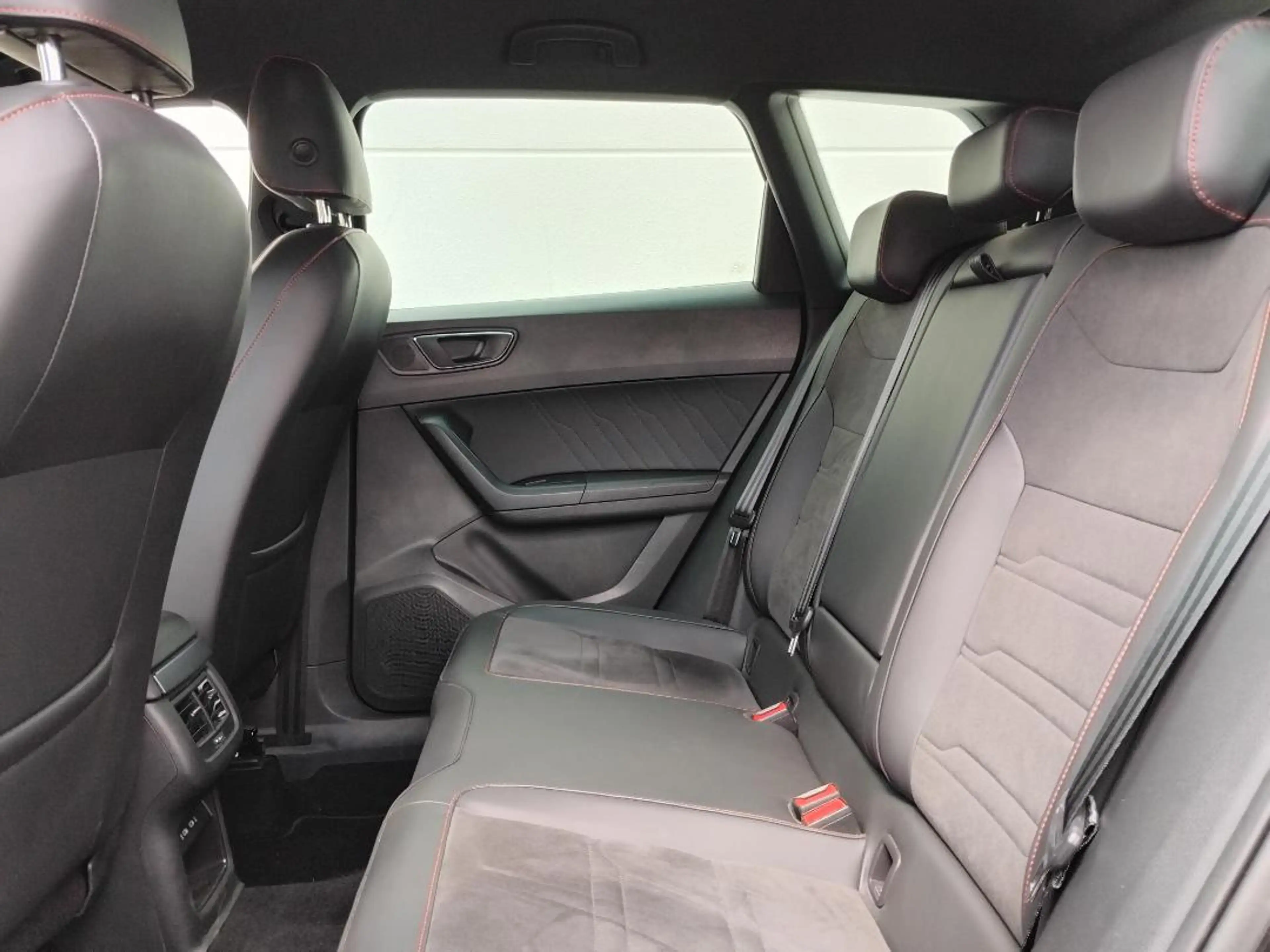 SEAT Ateca FR — photo 8