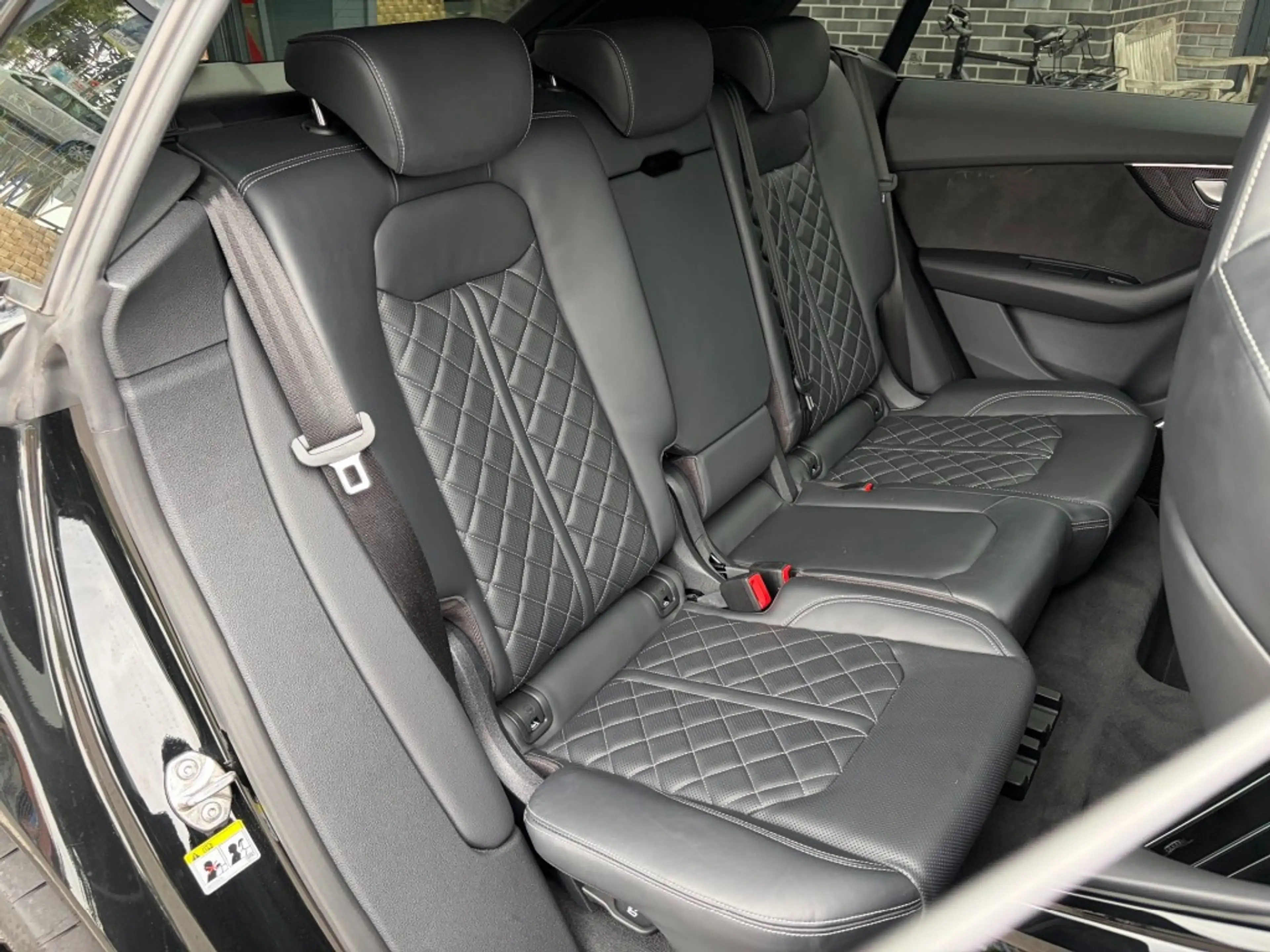 Audi SQ8 4.0 TFSI Q. S-ZETELS - PANO - 23 INCH - TREKH. — photo 16
