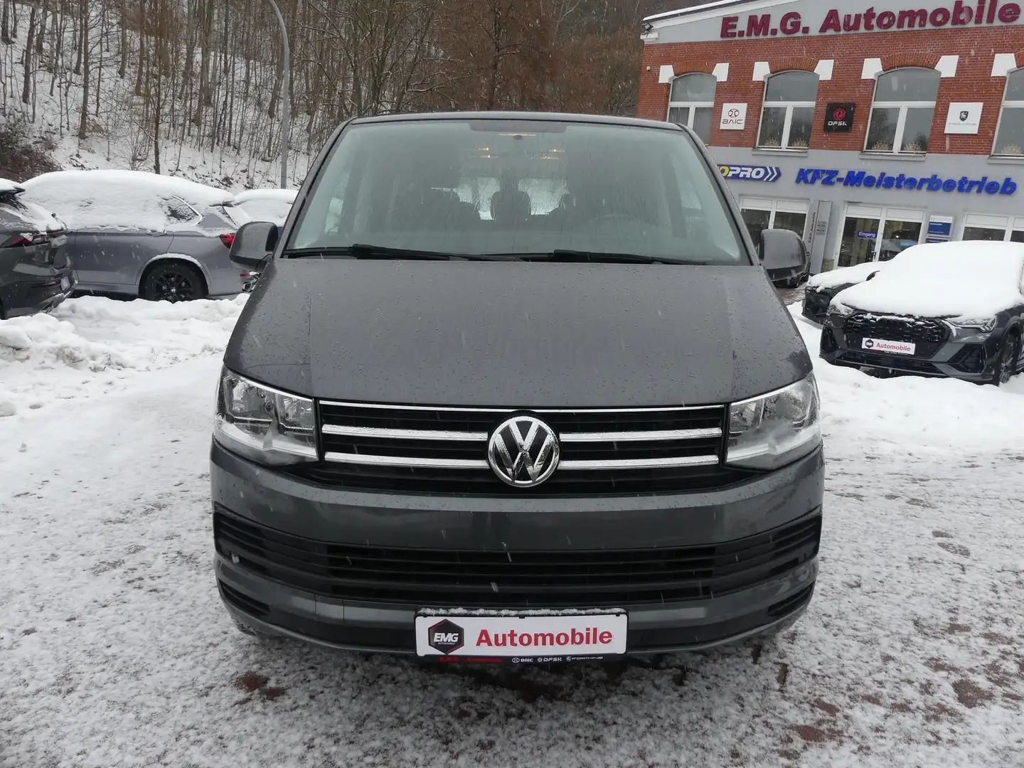 Volkswagen T6 Caravelle *DSG*8 Sitze*Klima*PDC*SHZ*Standhzg Grau - 2