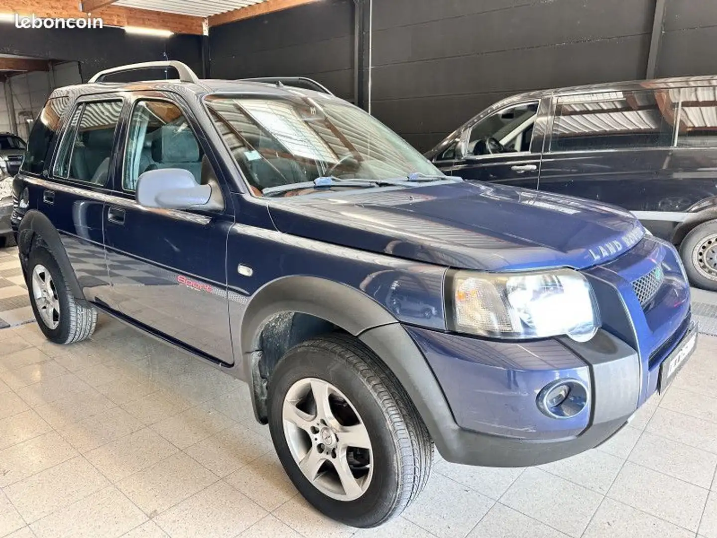 Land Rover Freelander TD4 SPORT 5P Modrá - 1