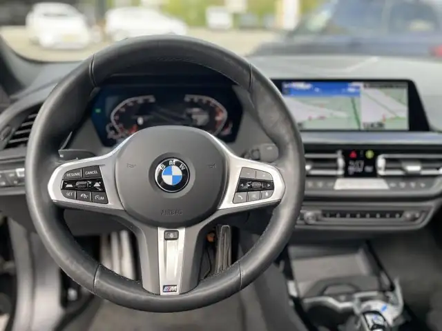 BMW 2 Series view 8
